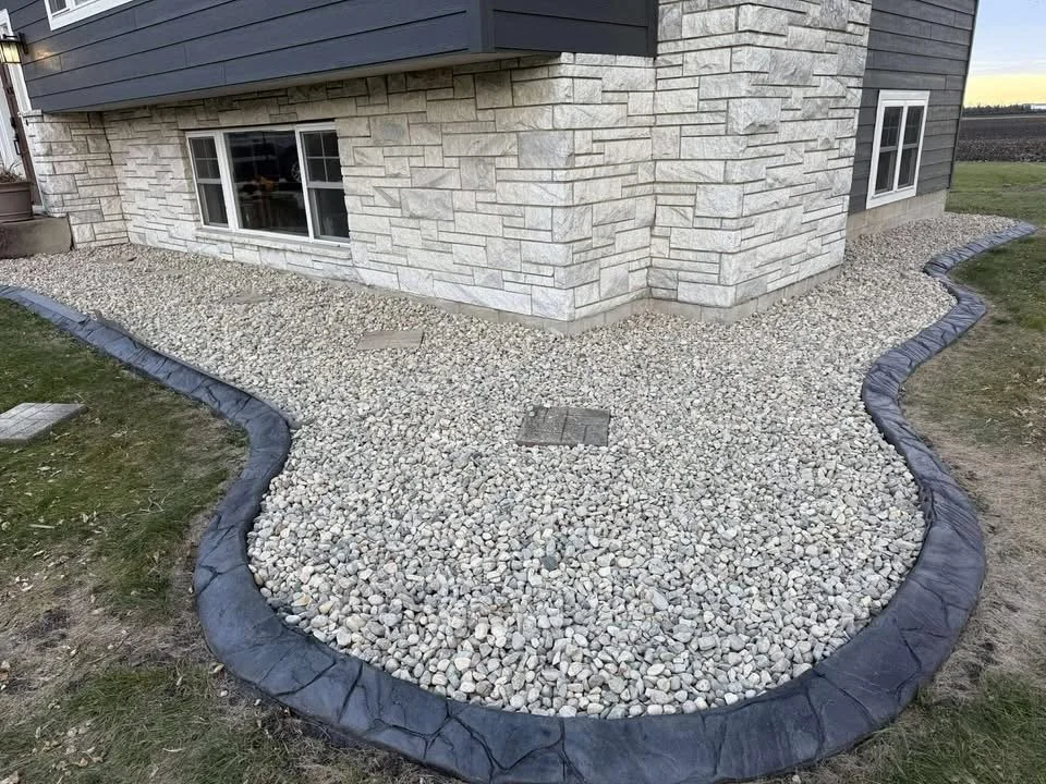 North Shore Slate Concrete Landscape Curbing