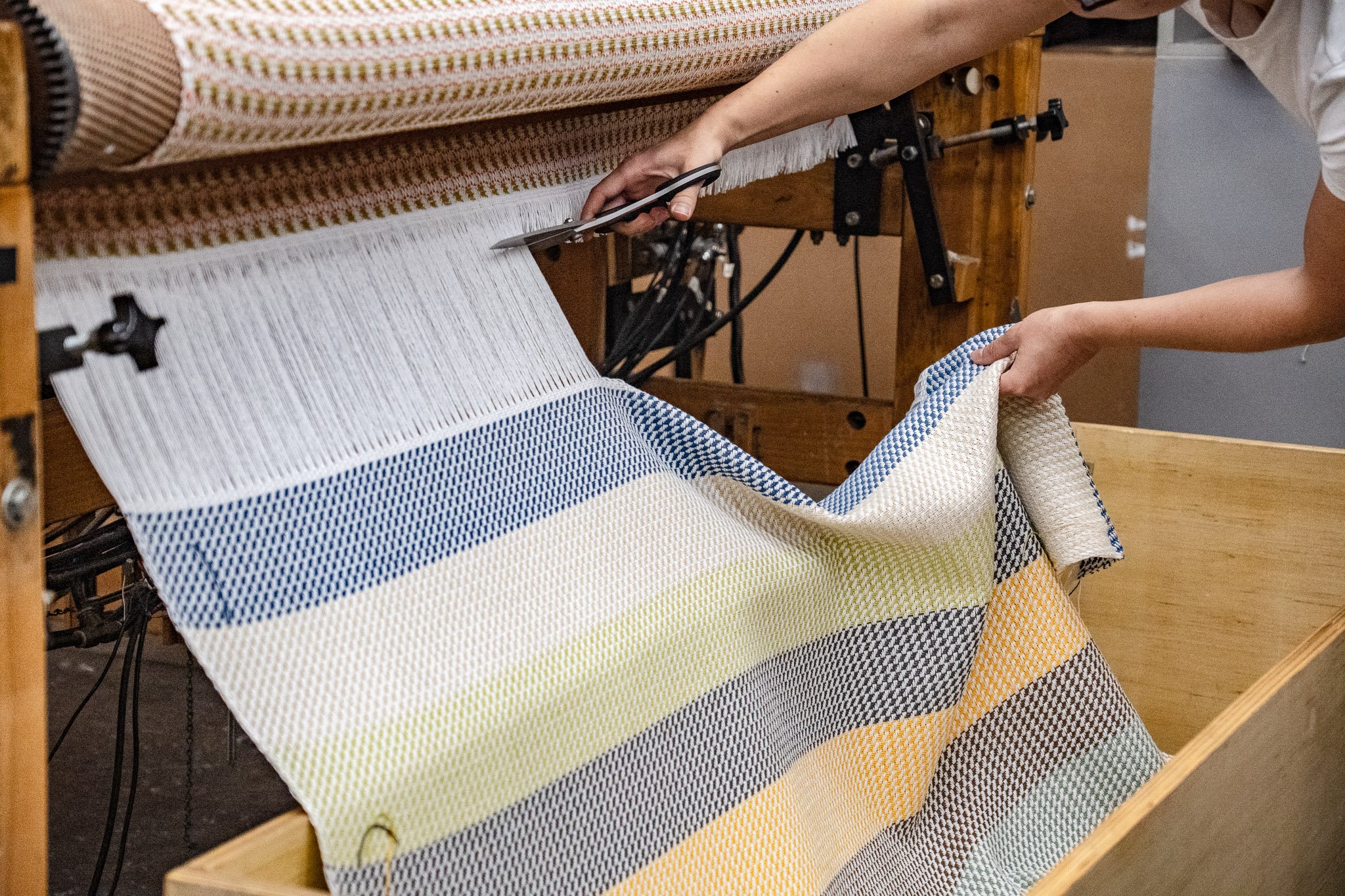 Production Weaving on an Industrial Dobby Loom: June 27-28