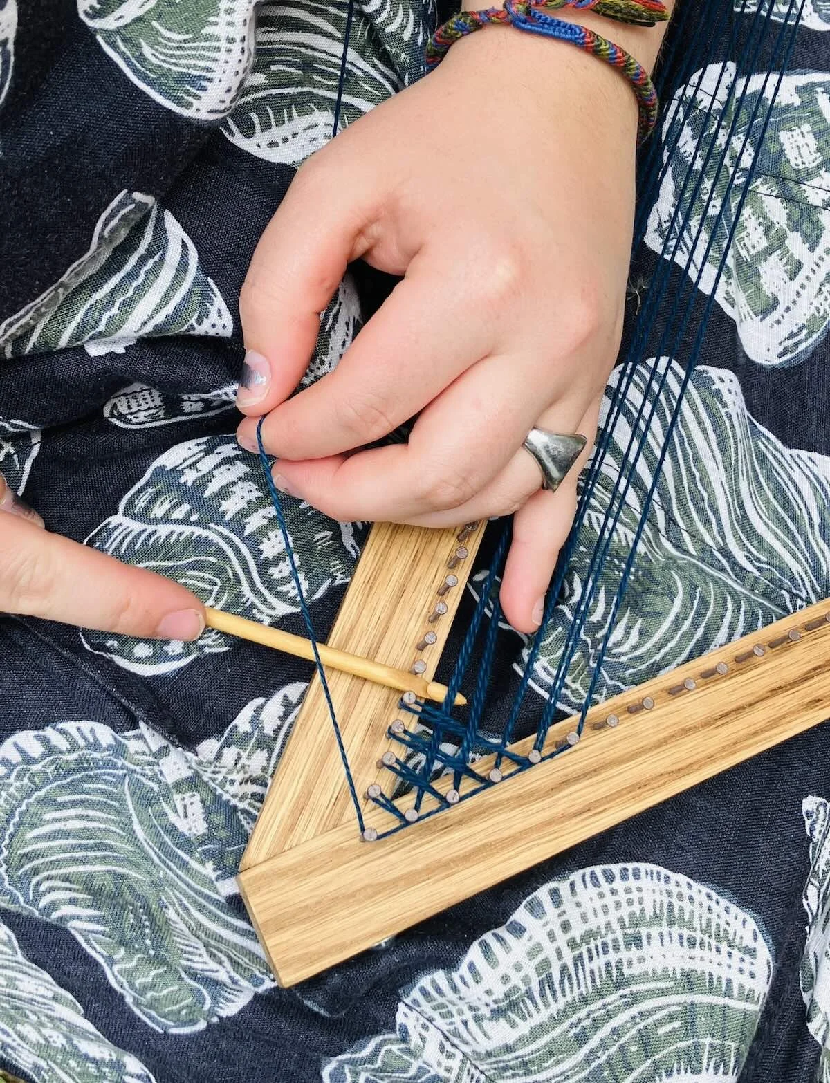 fiberandfolk2025-triangleloom.jpeg (Copy)