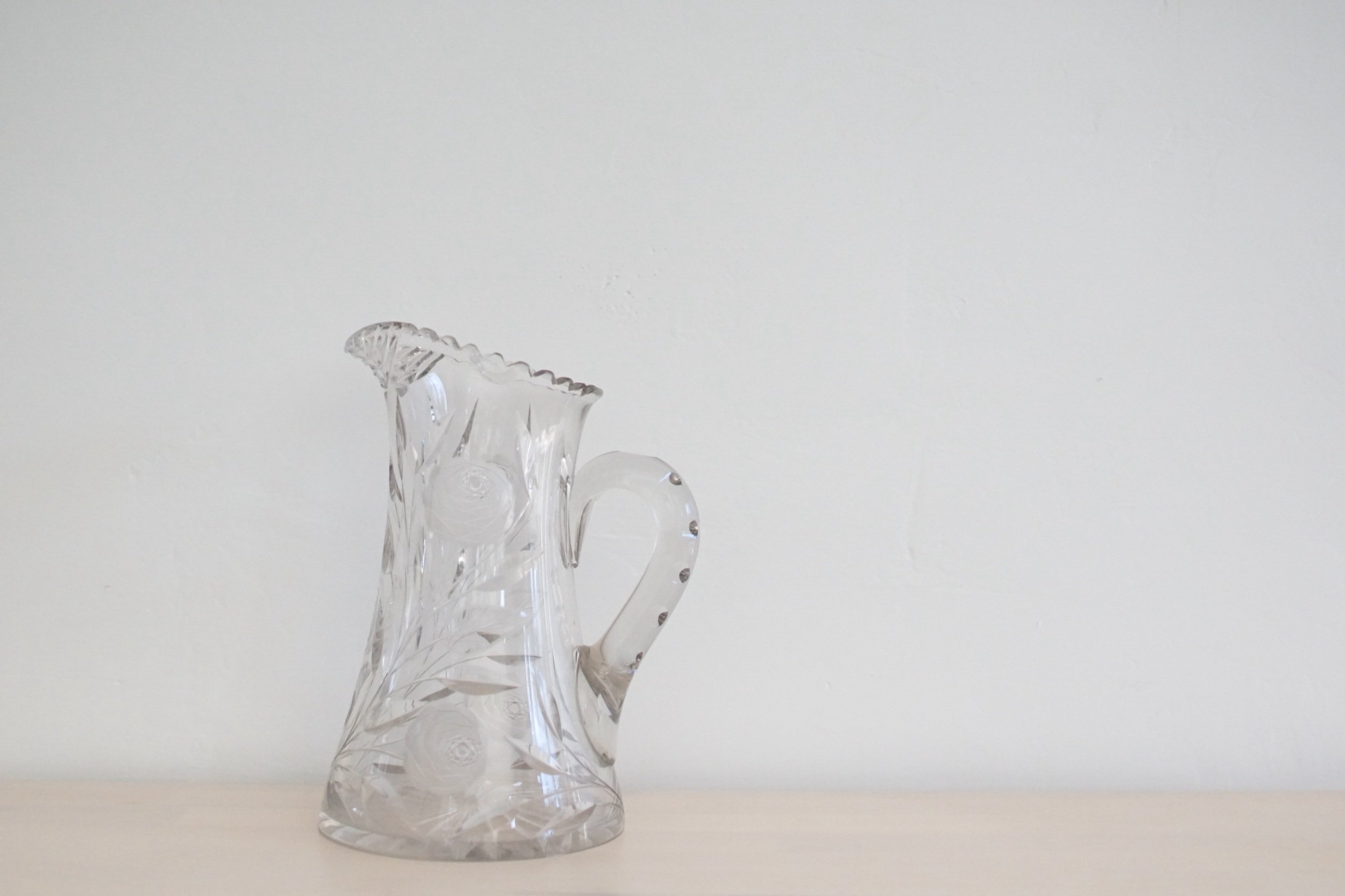 Eclat Pitcher