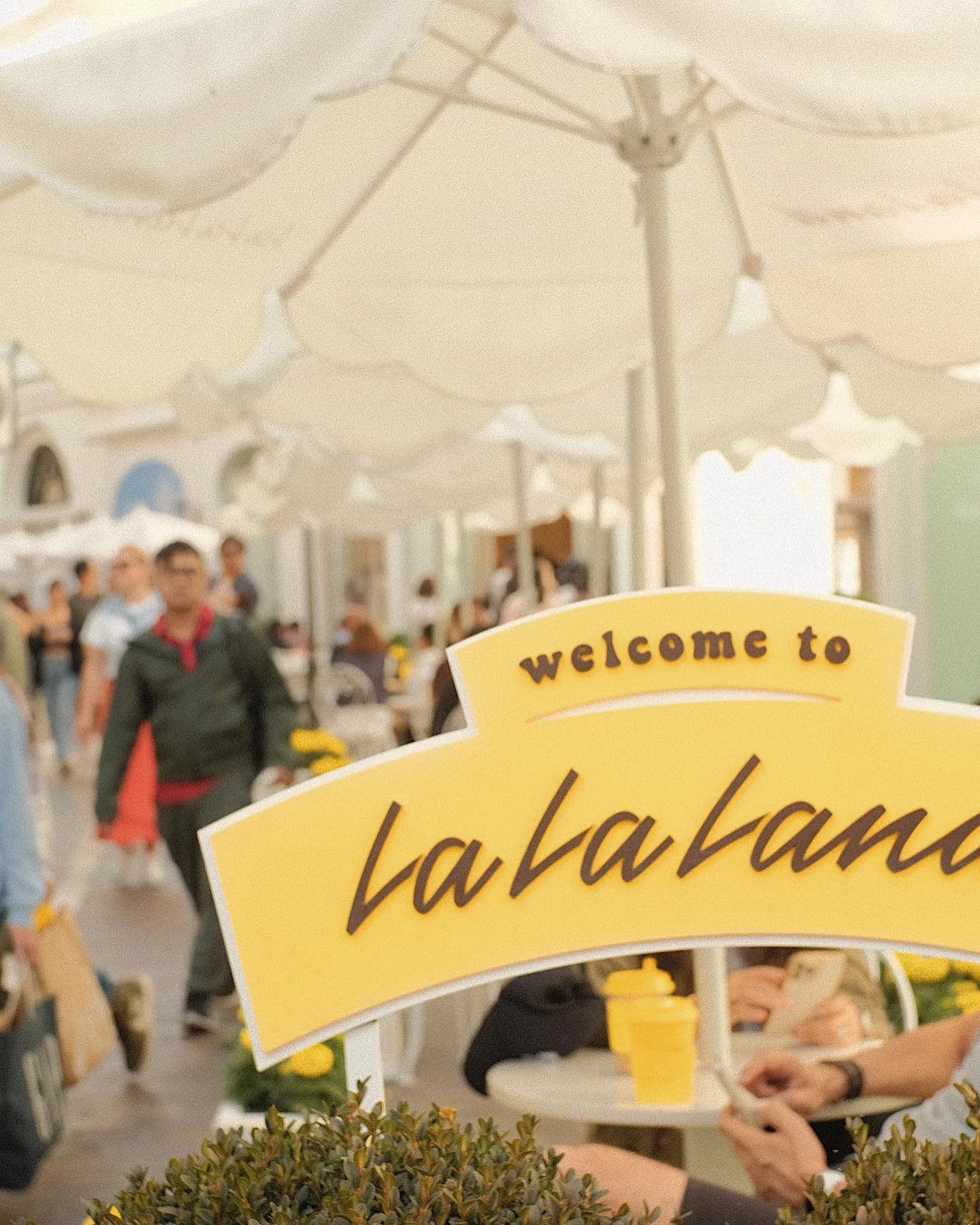 She&rsquo;s back babyyyyy 📸 I&rsquo;ve always been a Canon girlie through and through but boy have I been sleeping on Fujifilm mirrorless and my mind is blown by its color science and film simulations 🤯 Straight from the camera.