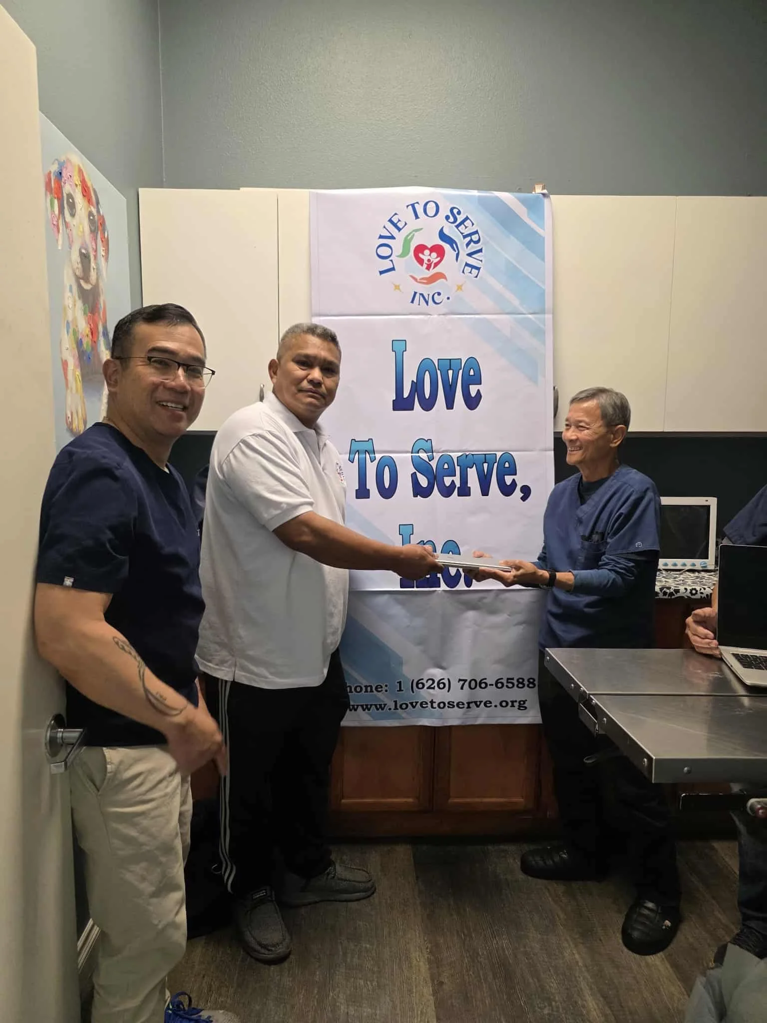 Huntington Park Dog and Cat Clinic5.jpg