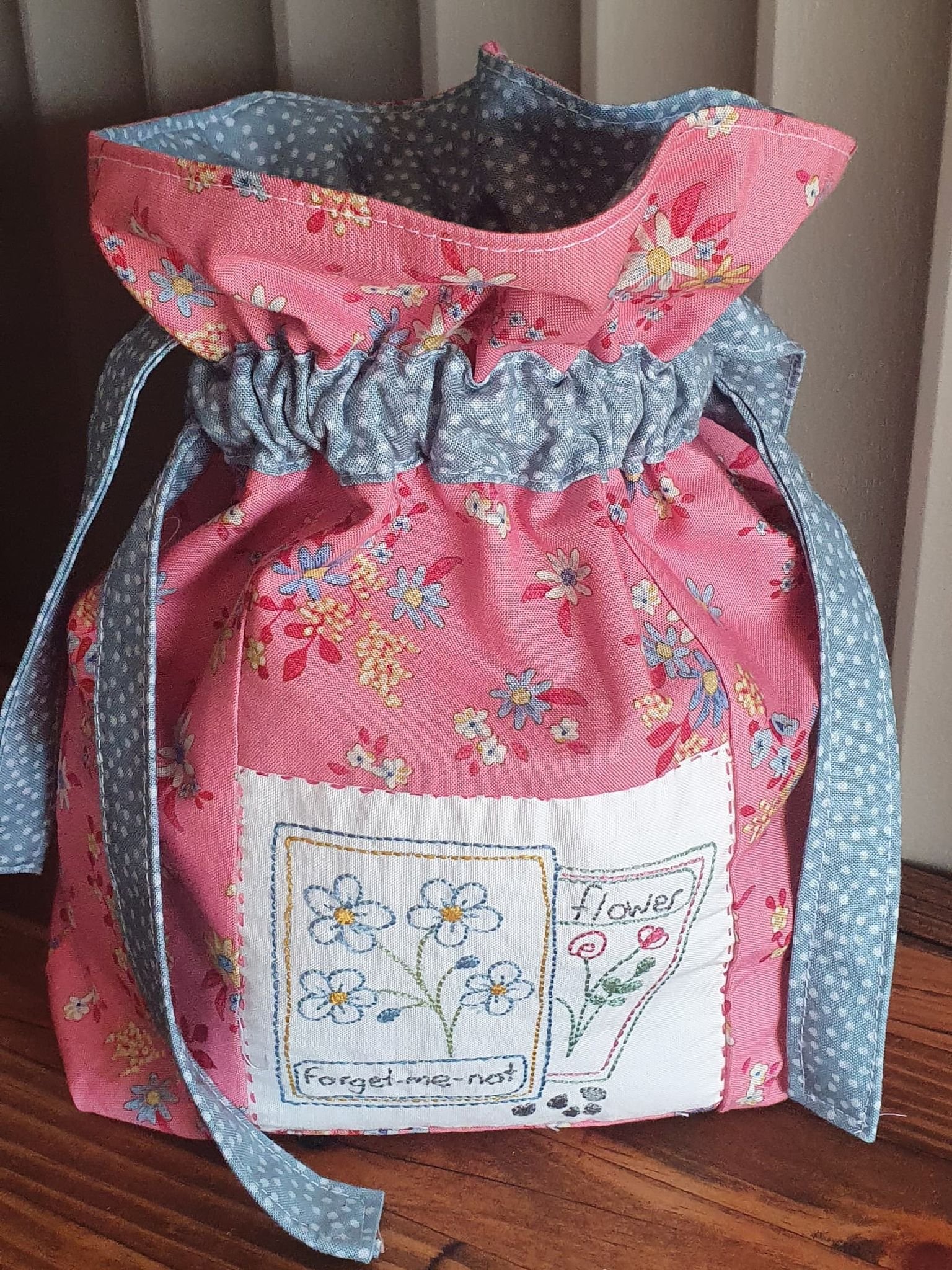 Sunny Days Drawstring bag