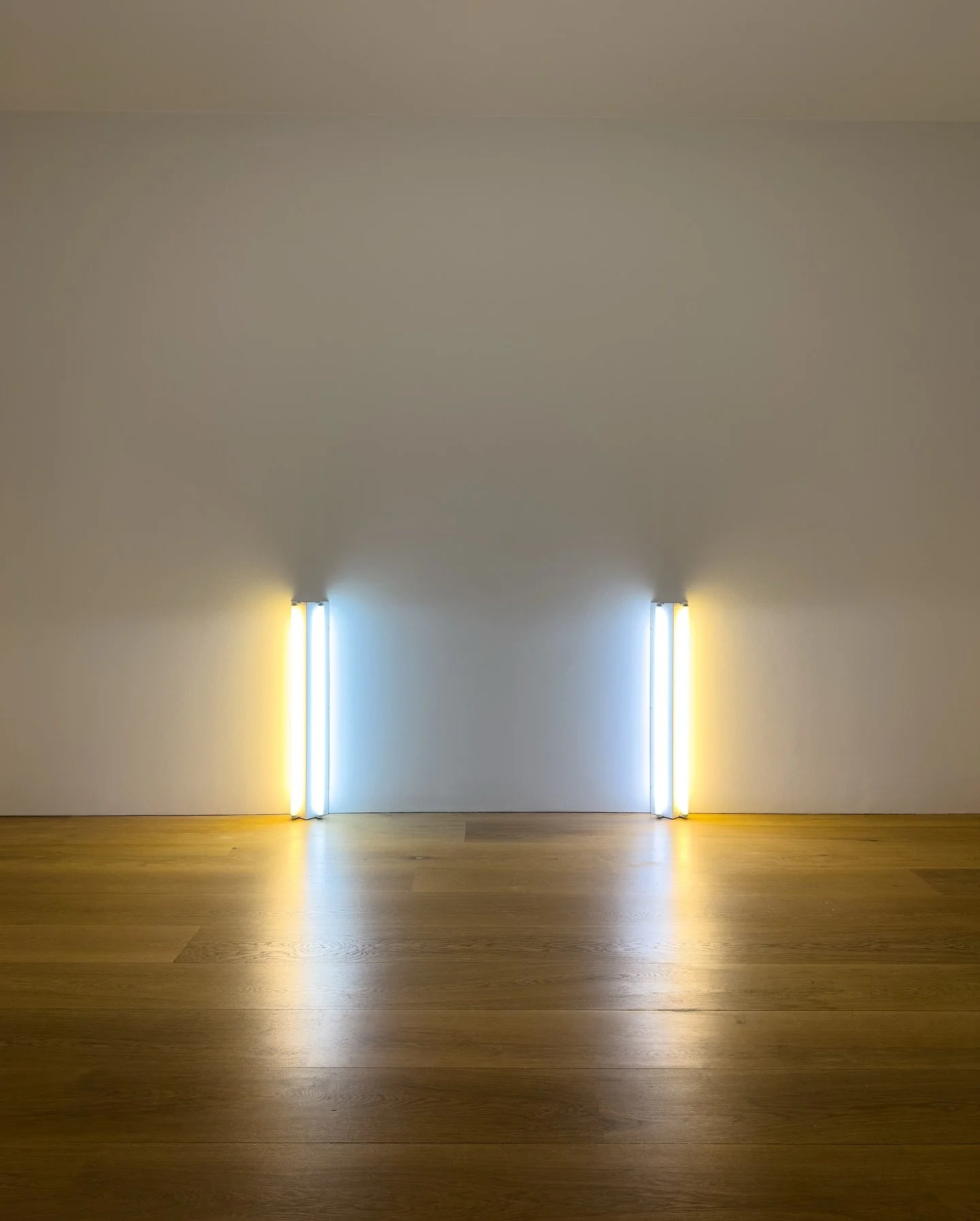 Flavin, Judd, Sandback
Ryman, McCracken
David Zwirner, London
-
-
-
-
-
#DanFlavin #DonaldJudd #JohnMcCracken #RobertRyman #FredSandback #DavidZwirner #DavidZwirnerLondon #MinimalArt #Minimalism #InstallationArt #ContemporaryArt #ArtInLondon #LondonG