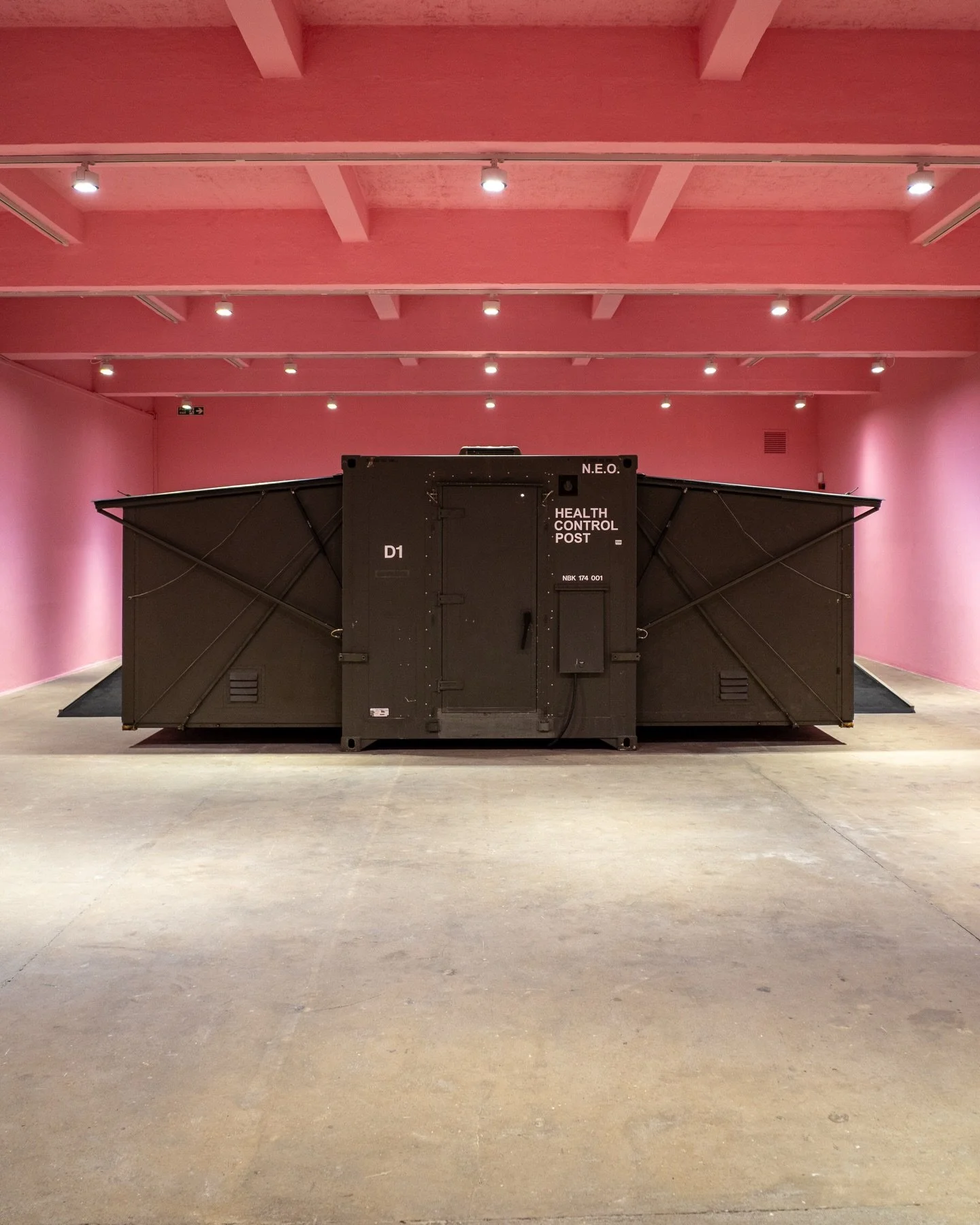 Rachel Crowther
Chisenhale 
Liquid Trust
-
-
-
-
-
#thirdspace #contemporaryart #londonart #fineart #installationart