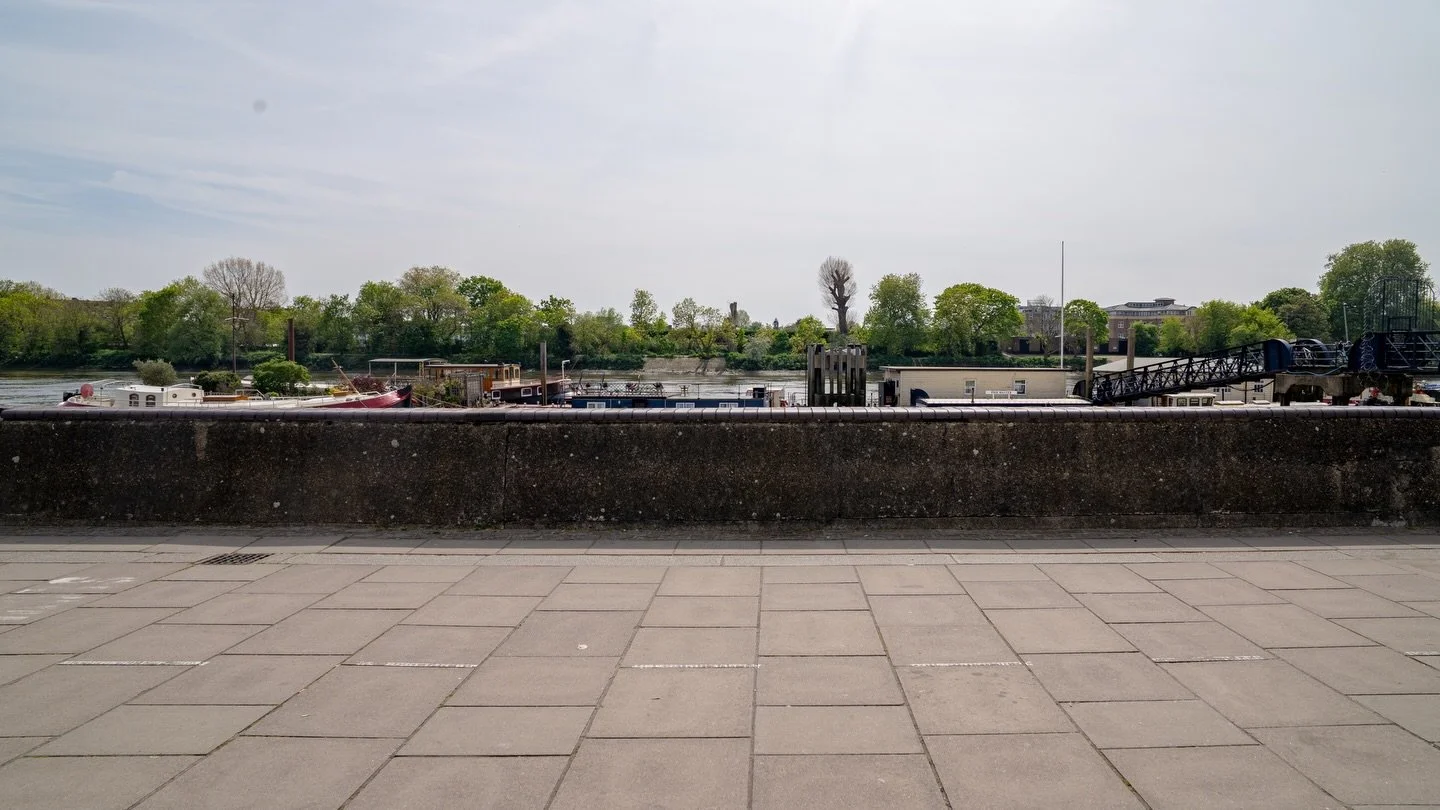 X-Y
Left Right
Near Far
Barrier
Strata
Horizontal
Vertical Intervention 
Intersectionality 
-
-
-
-
#crossing #commons #line #transit #wayfarer