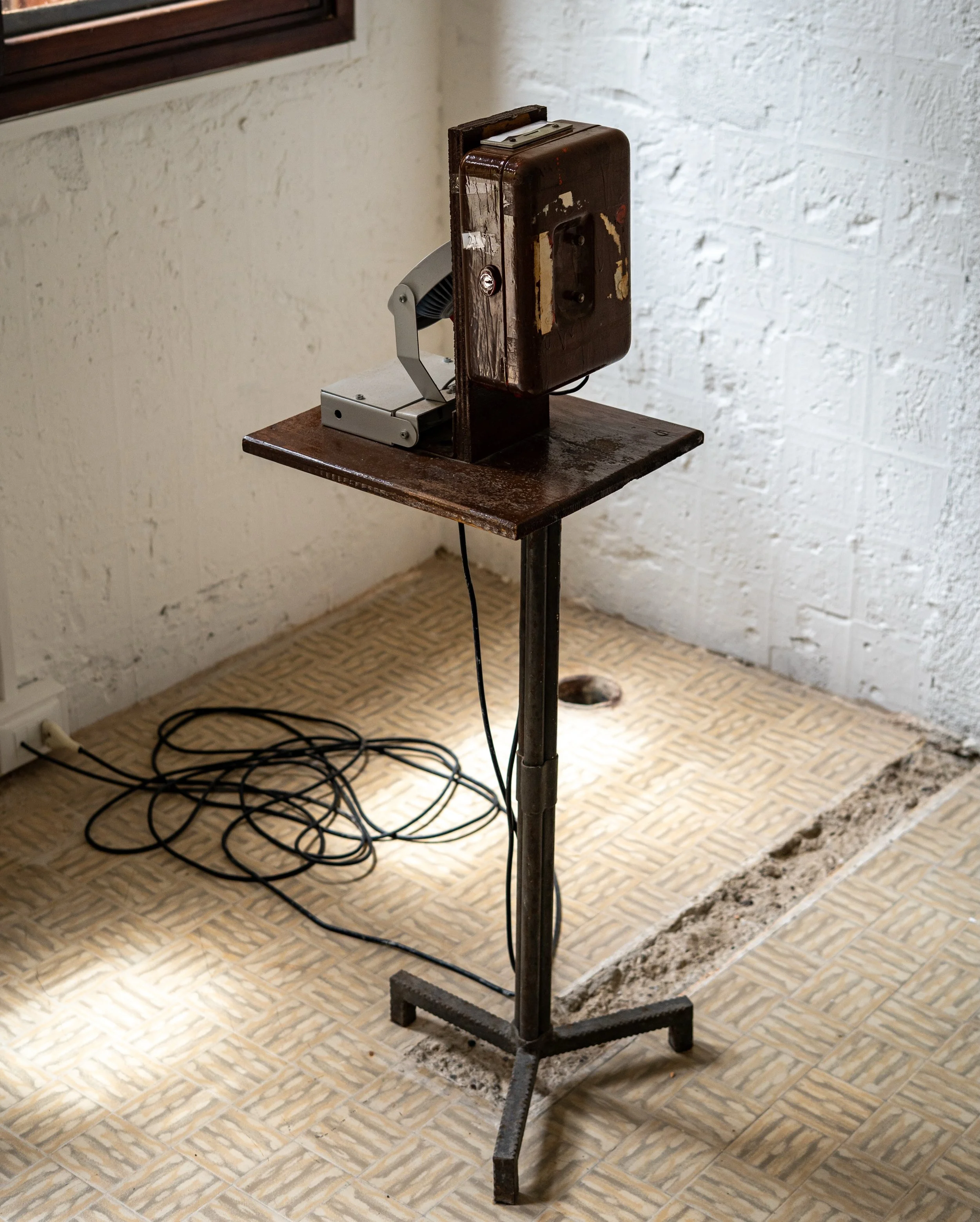 Lydia Ourahmane, 5 Works
Nicoletta Fiorucci Foundation, Dorsoduro 2829, Venice
Curated by Polly Staple

Deft lightness of touch: restrained, tender and exacting,  The dialogue between Polly and Lydia that follows you through the works makes it all th