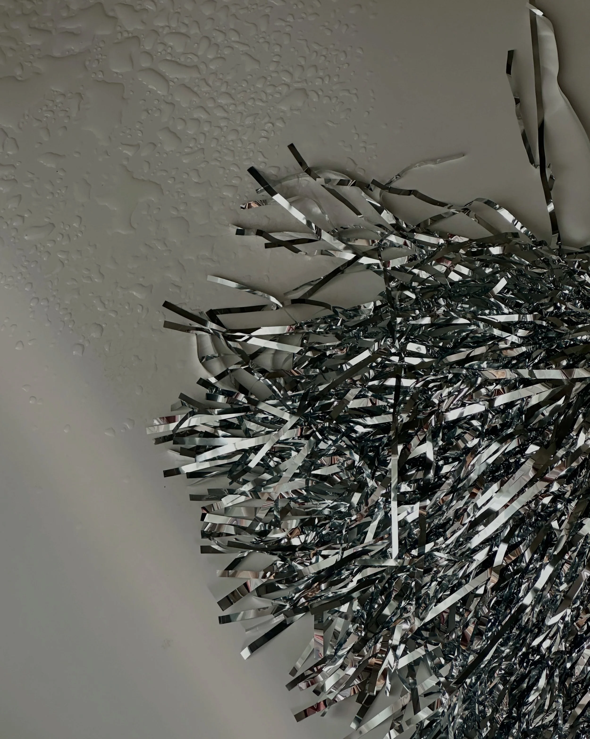 Processing.
  #MaterialResearch #StudioProcess #WorkInProgress #ContemporaryArt #InstallationArt