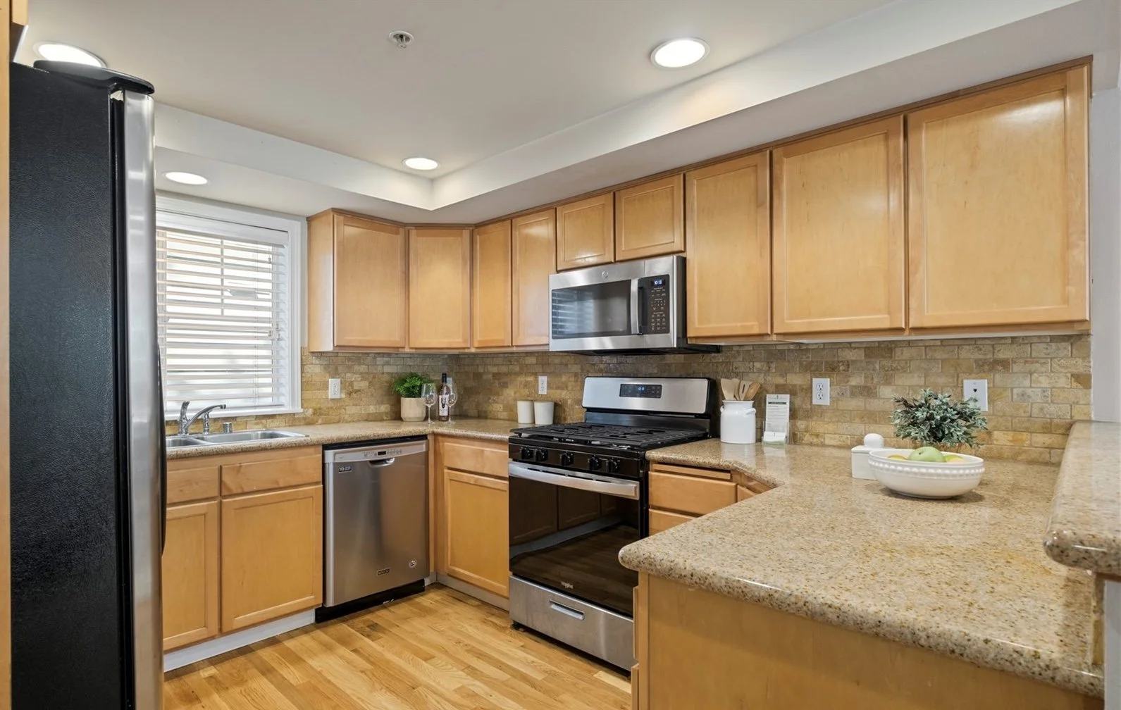 443 NE Ravenna Blvd Unit #B, Seattle, WA 98115 12.jpeg