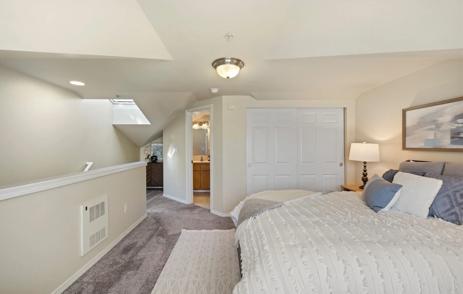 443 NE Ravenna Blvd Unit #B, Seattle, WA 98115 21.jpeg