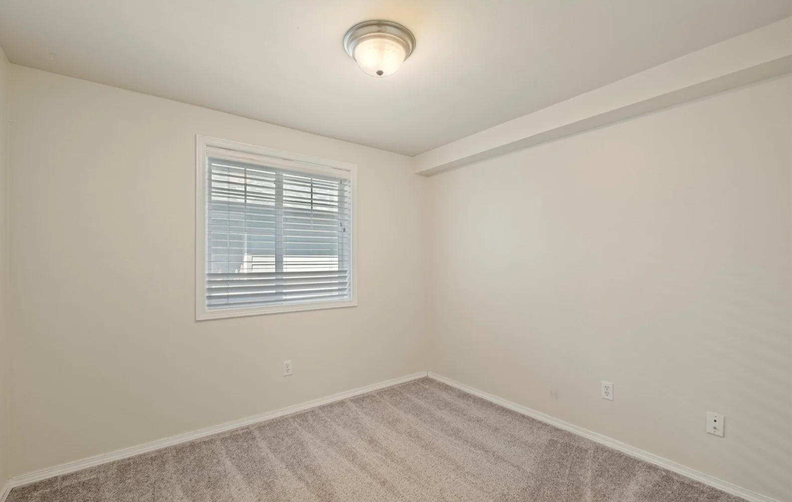 443 NE Ravenna Blvd Unit #B, Seattle, WA 98115 16.jpeg