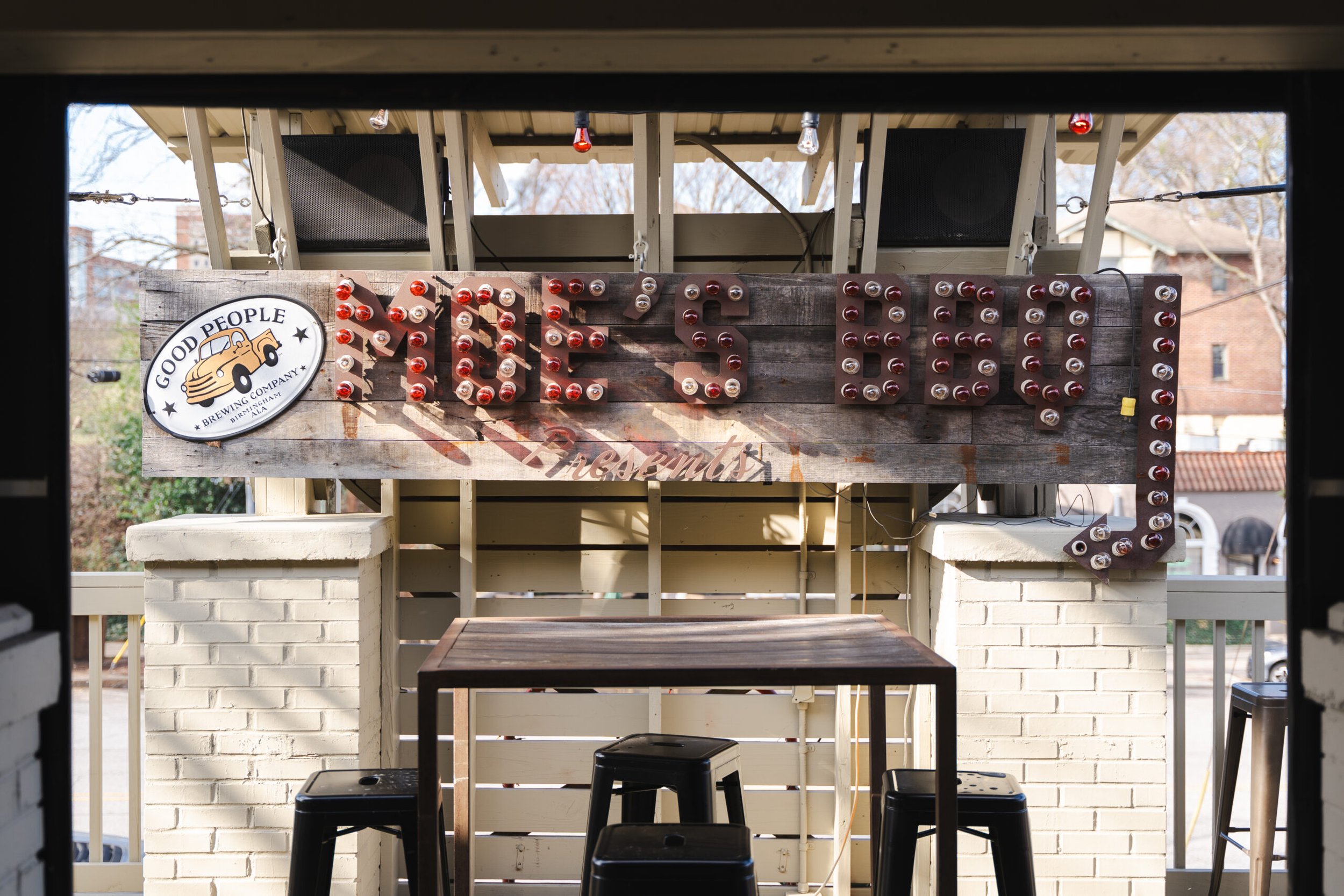 Moe's Original BBQ in Lakeview: Rising from the Ashes