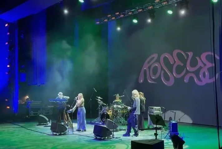 ARNHEM. LAST SHOW OF THE TOUR TONIGHT! @luxorlive 21h  come and close this journey with us on our 14th and final show. So grateful for all the love and support we&rsquo;ve received across the UK and Europe. Tonight we are joined by Arnhem&rsquo;s ver