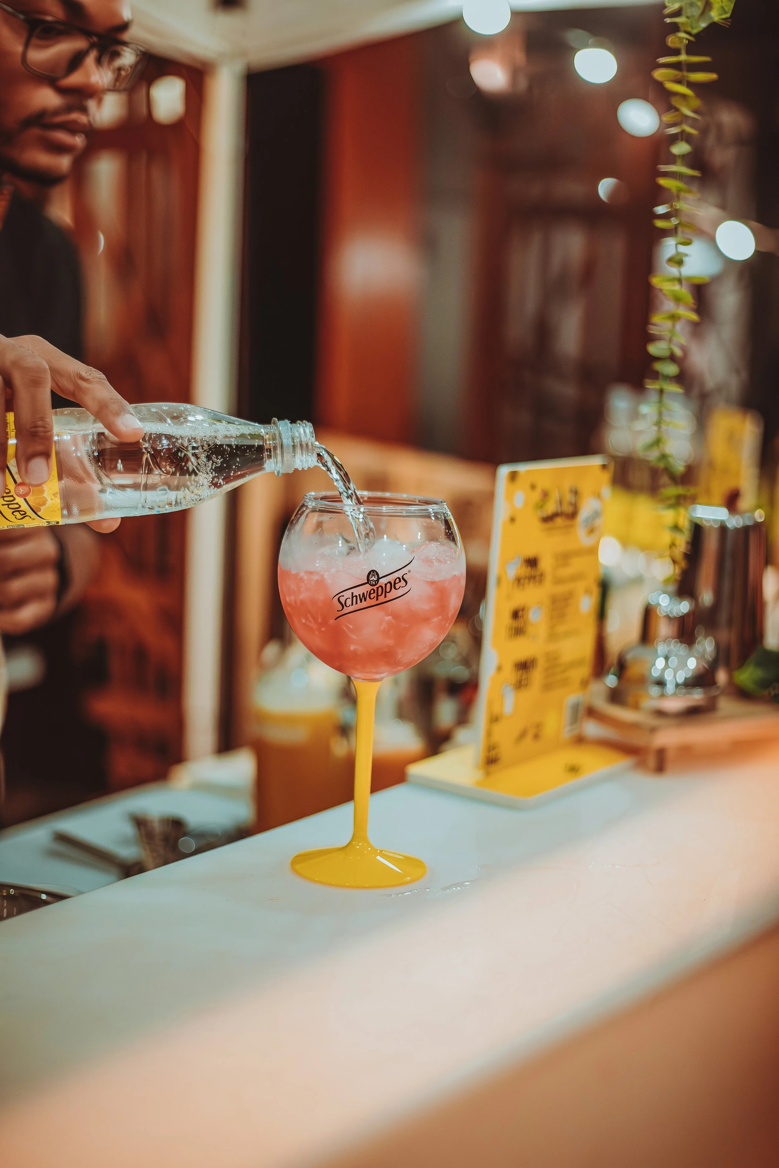 SCHWEPPES LAB (5).jpg