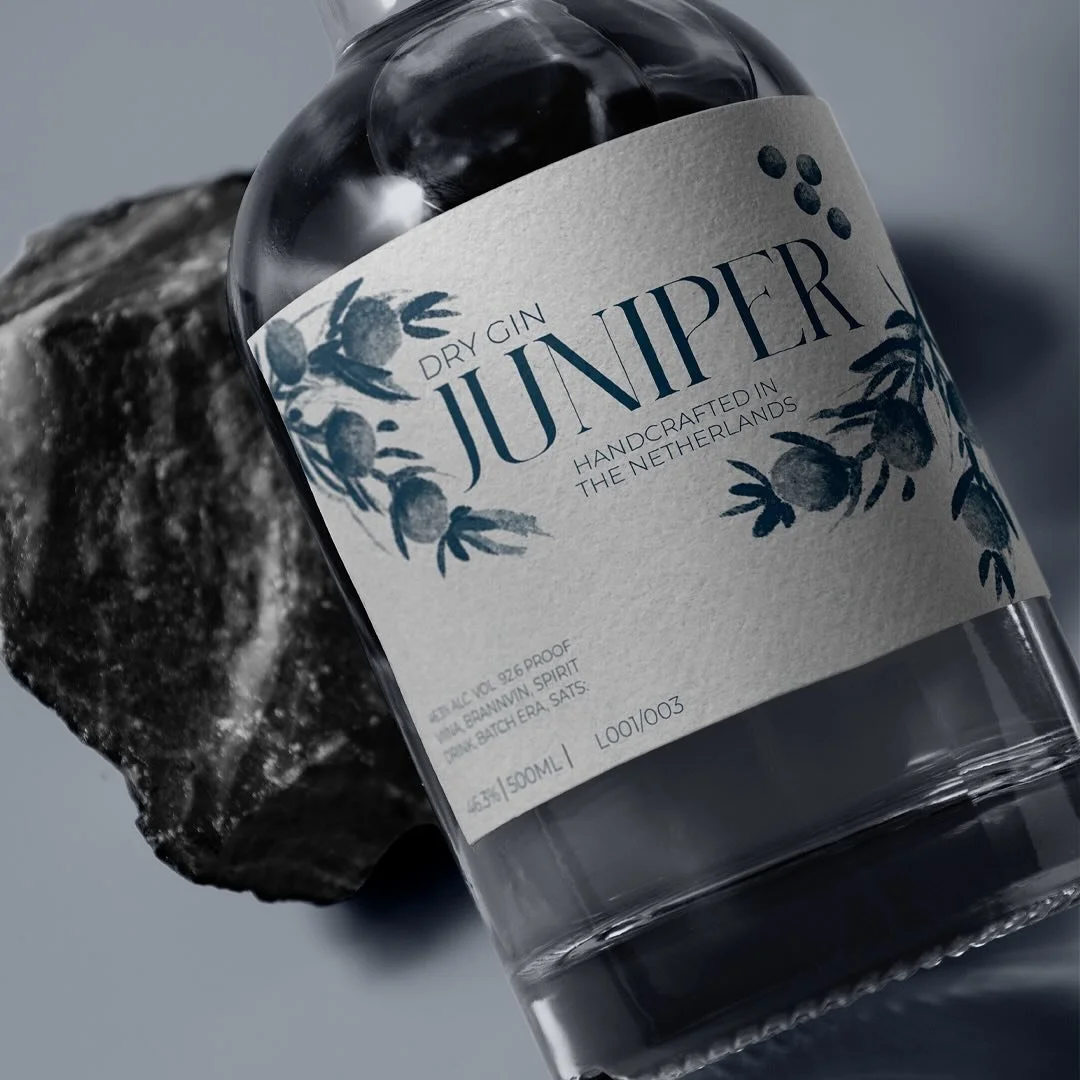 Dry gin juniper