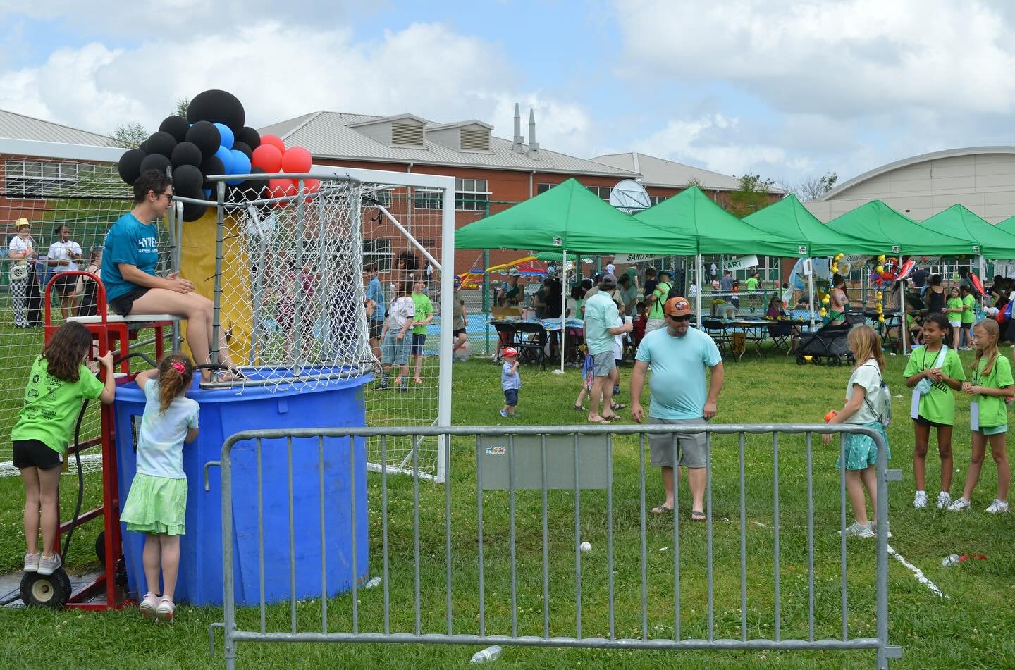 I love my school community- here are some pics from the @hynescharterschools Spring Fair two weeks ago. I don&rsquo;t know who had more fun dunking me- middle school or my family 😂☀️💦