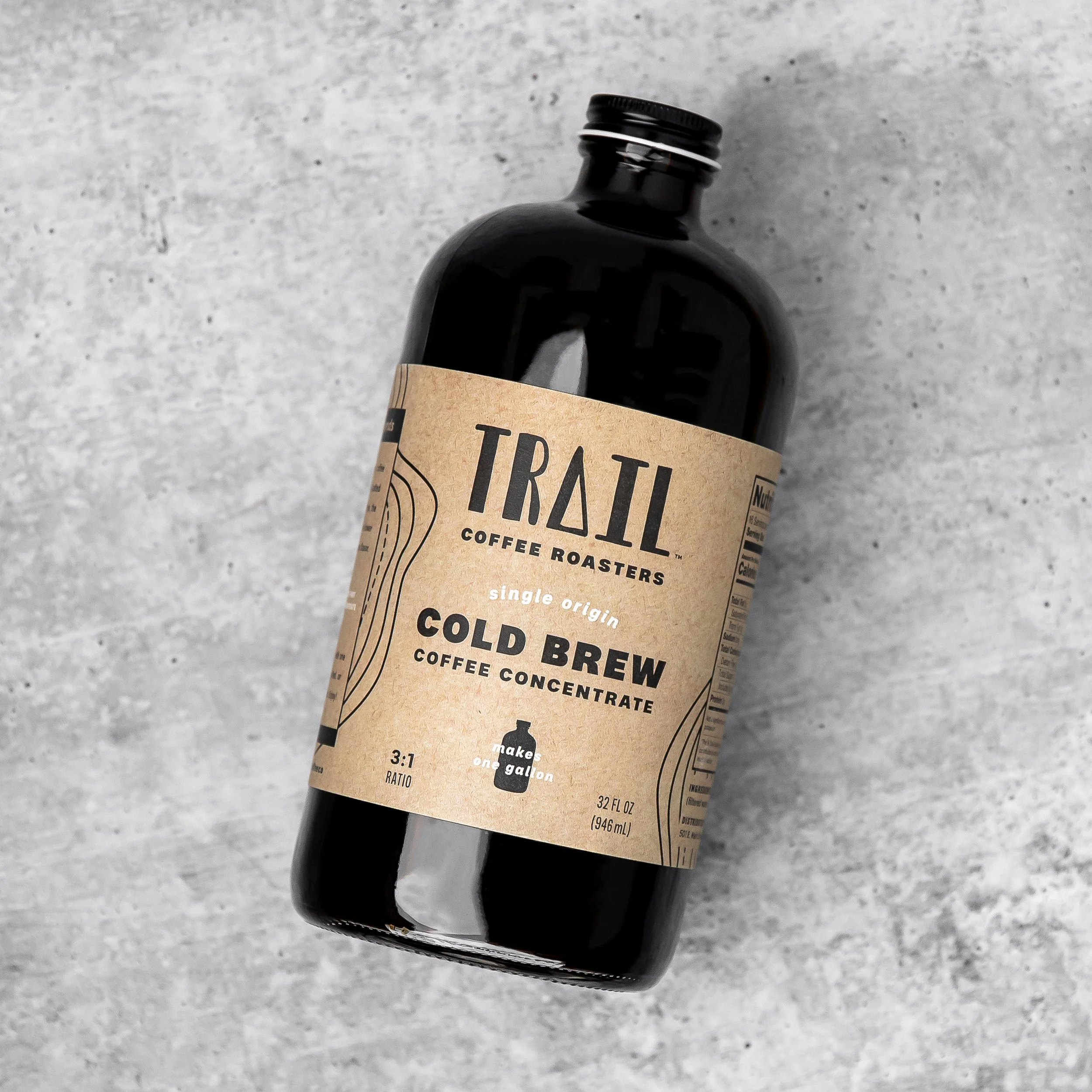 32oz_coldbrew_flatlay_SQUARE.jpg