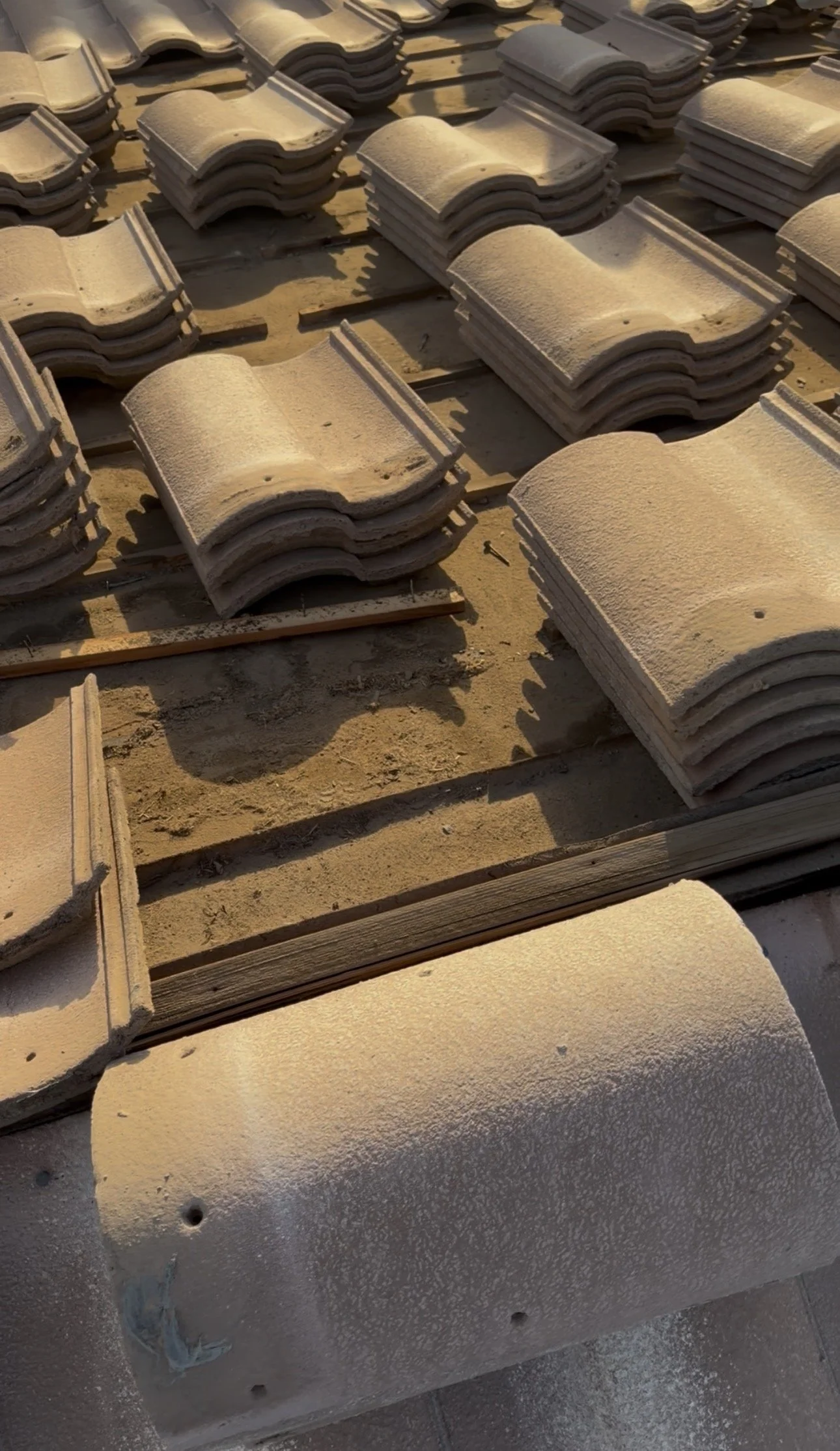 AA ROOF TILESS.jpg