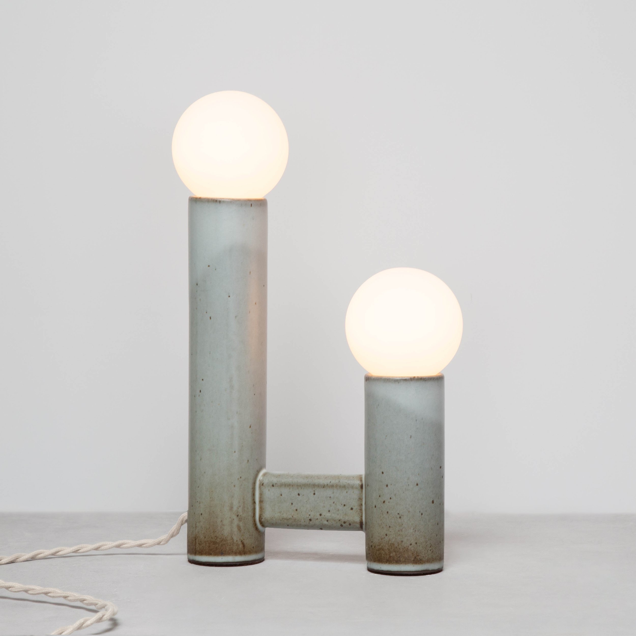 lightmilky-doube-02-on.jpg