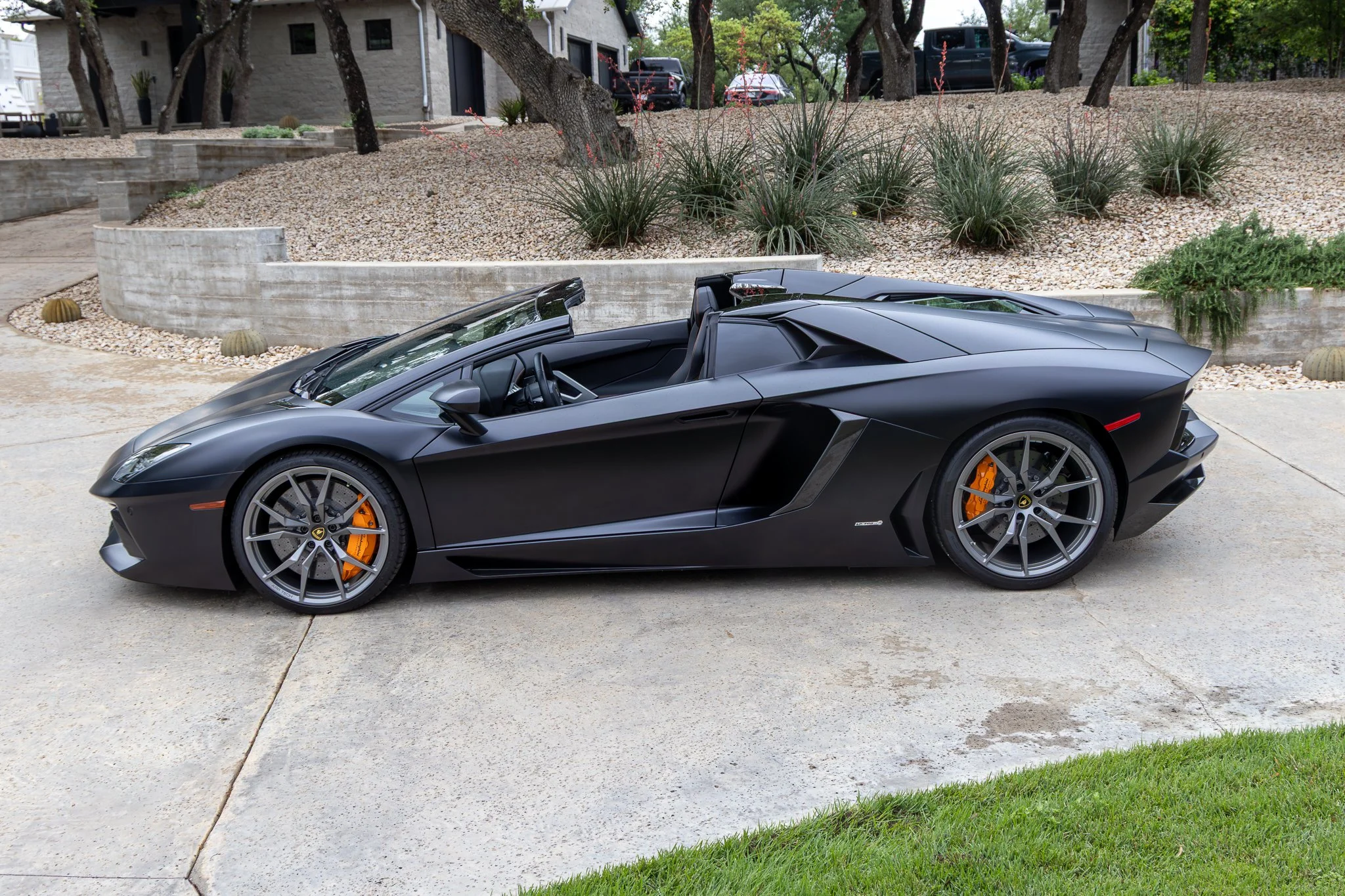 lamborghini aventador-29.jpg