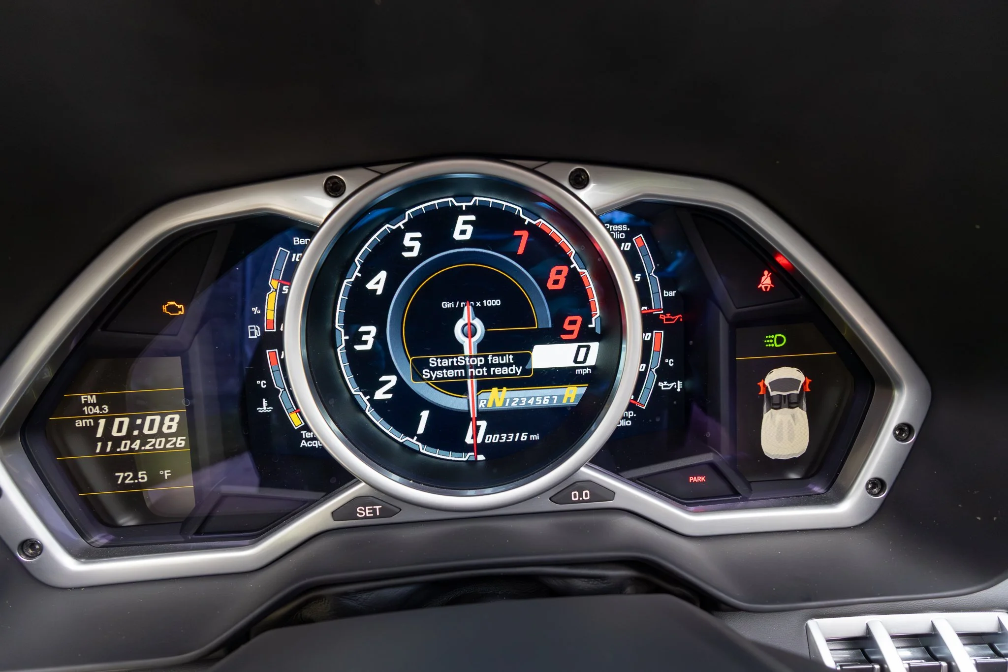 lamborghini aventador-145.jpg