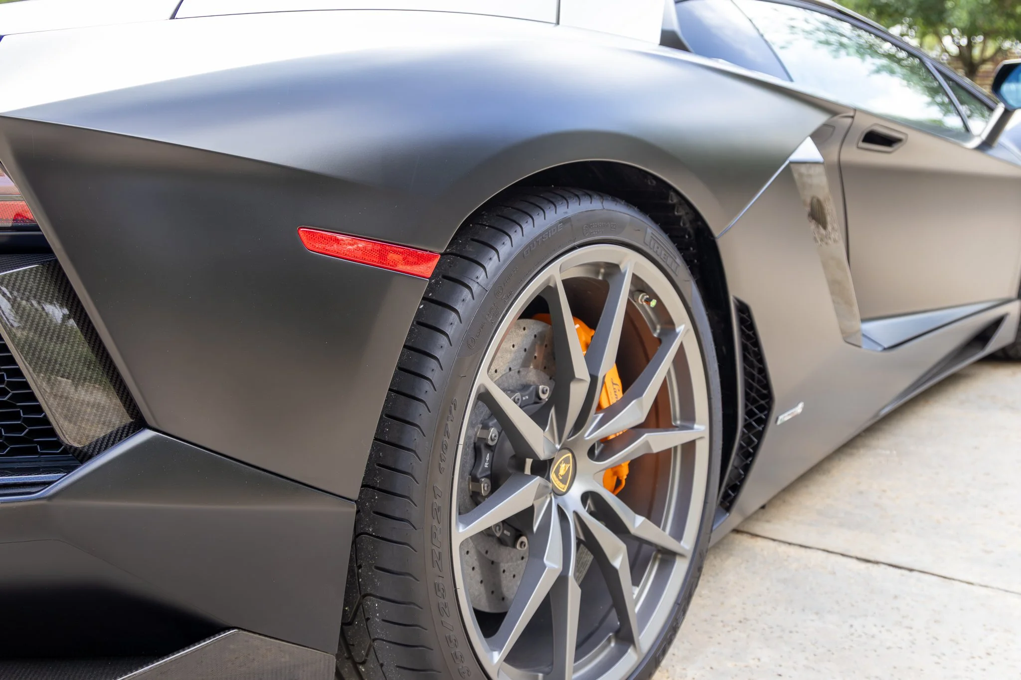 lamborghini aventador-66.jpg