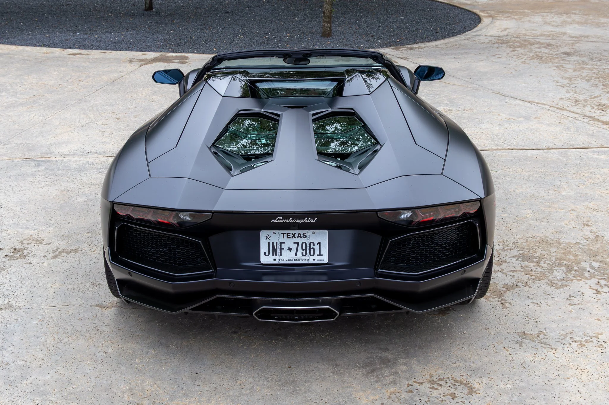 lamborghini aventador-24.jpg