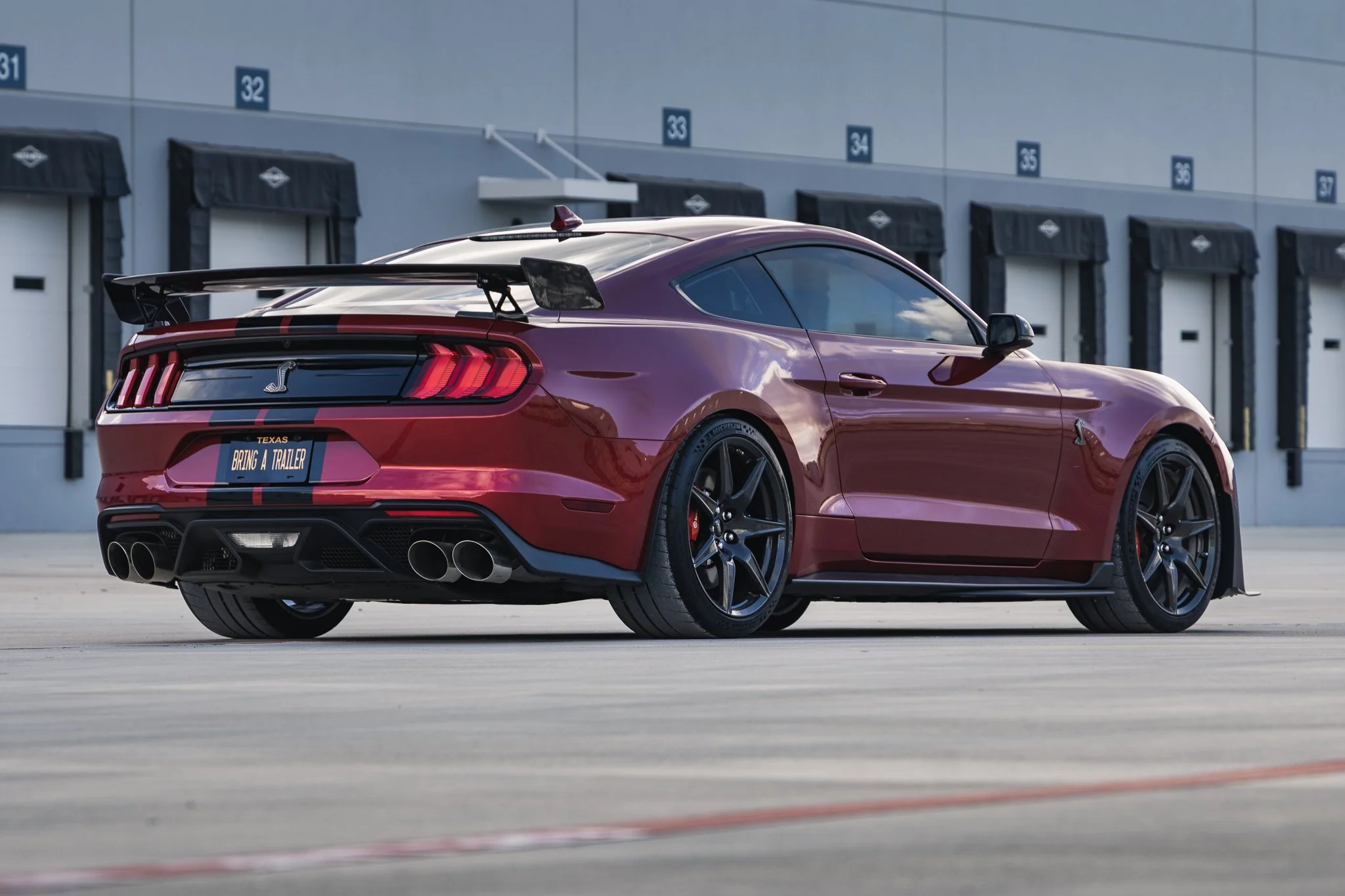 2020 Shelby GT500 CFTP Promo Shots-2.jpg