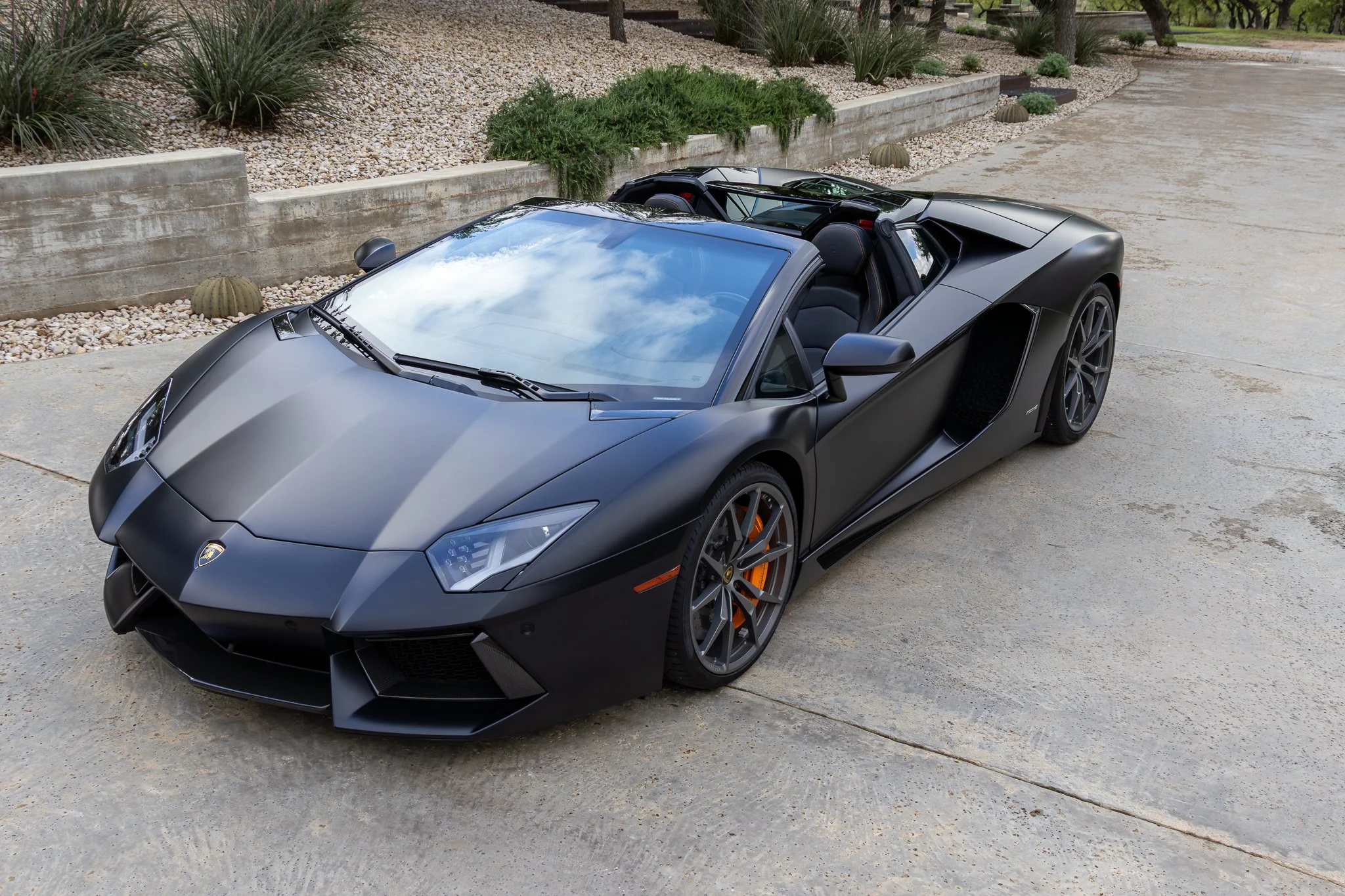 lamborghini aventador-10.jpg