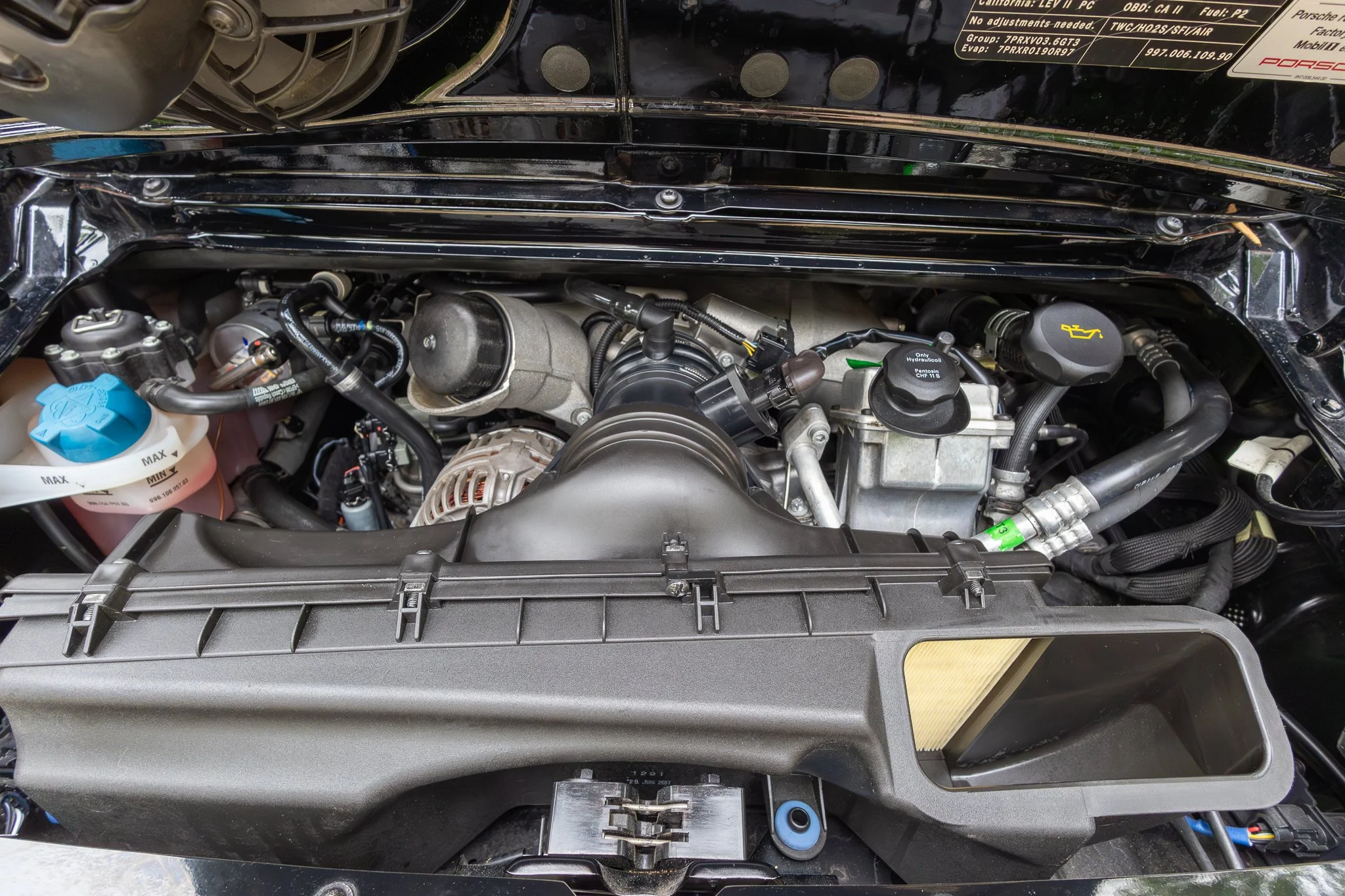 2007 Porsche 911 GT3RS-226.jpg