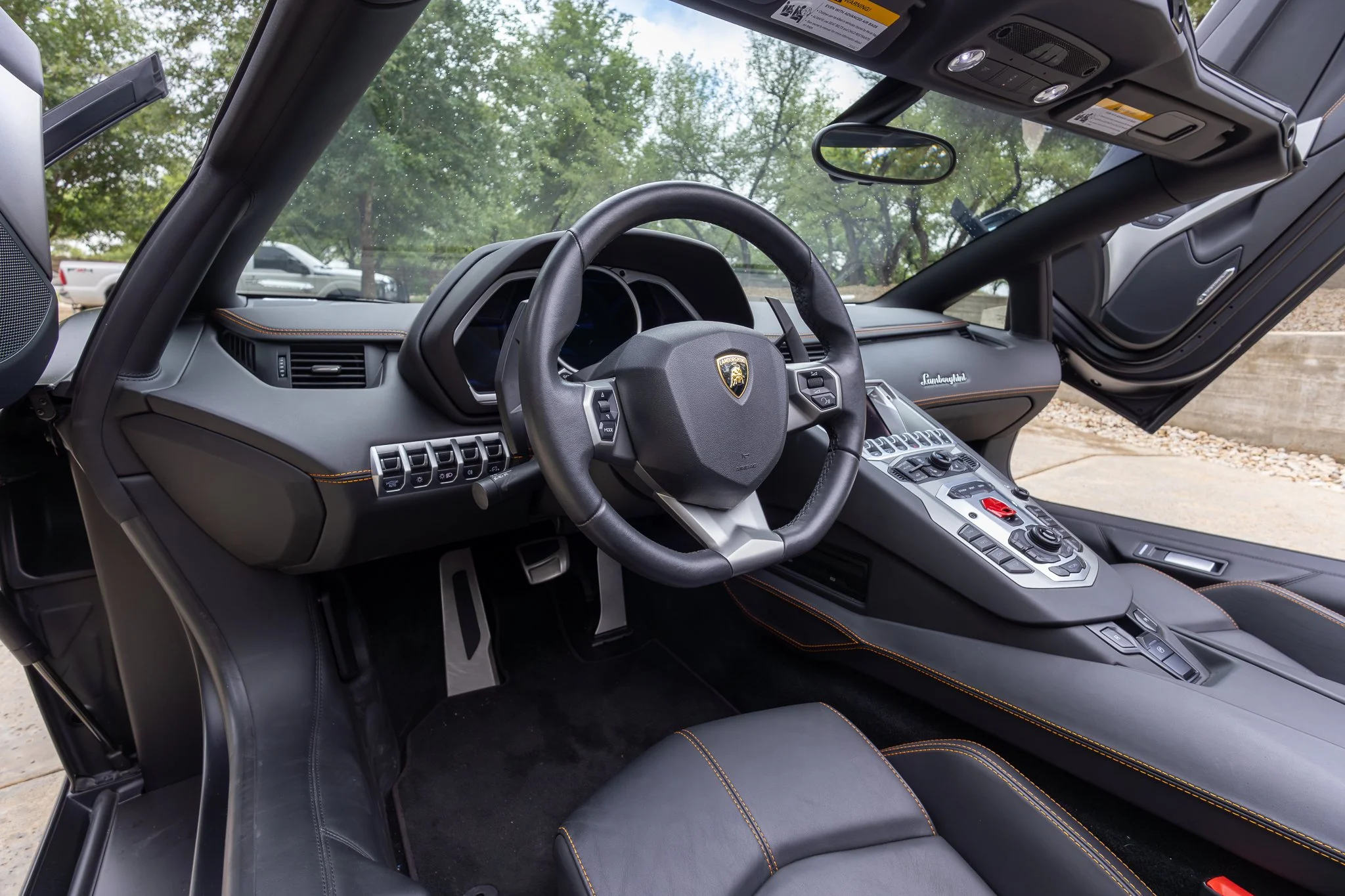 lamborghini aventador-134.jpg