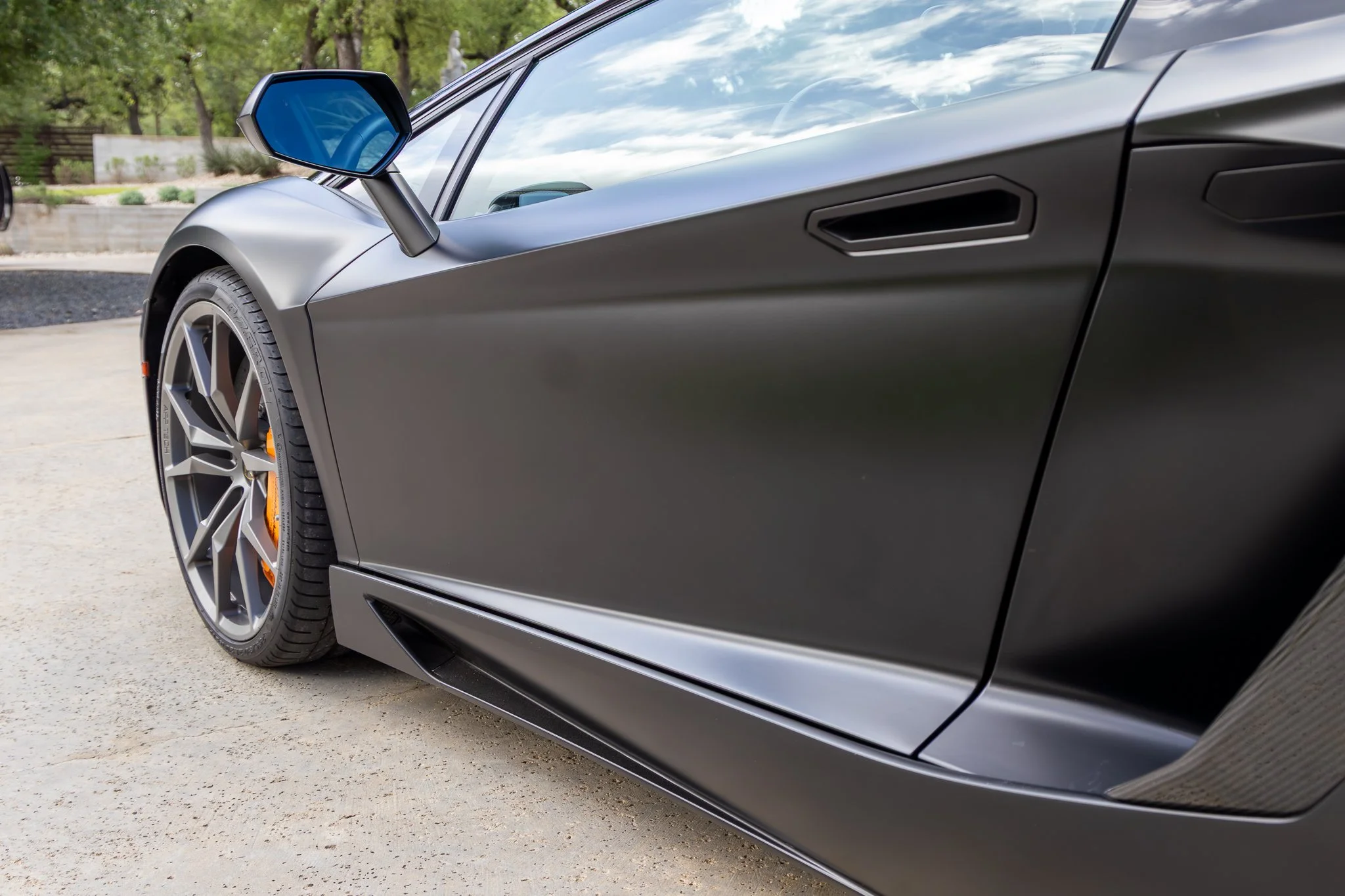 lamborghini aventador-58.jpg