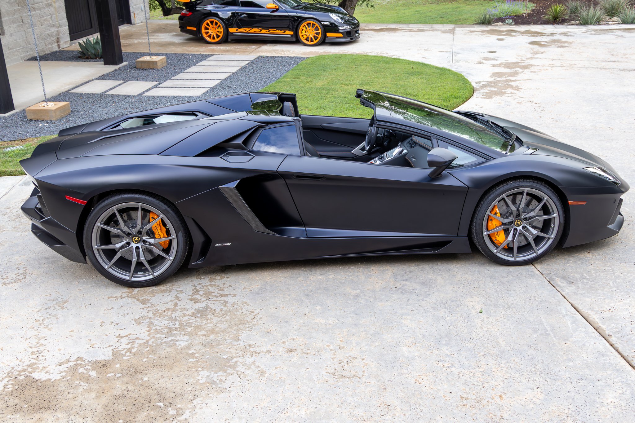 lamborghini aventador-17.jpg