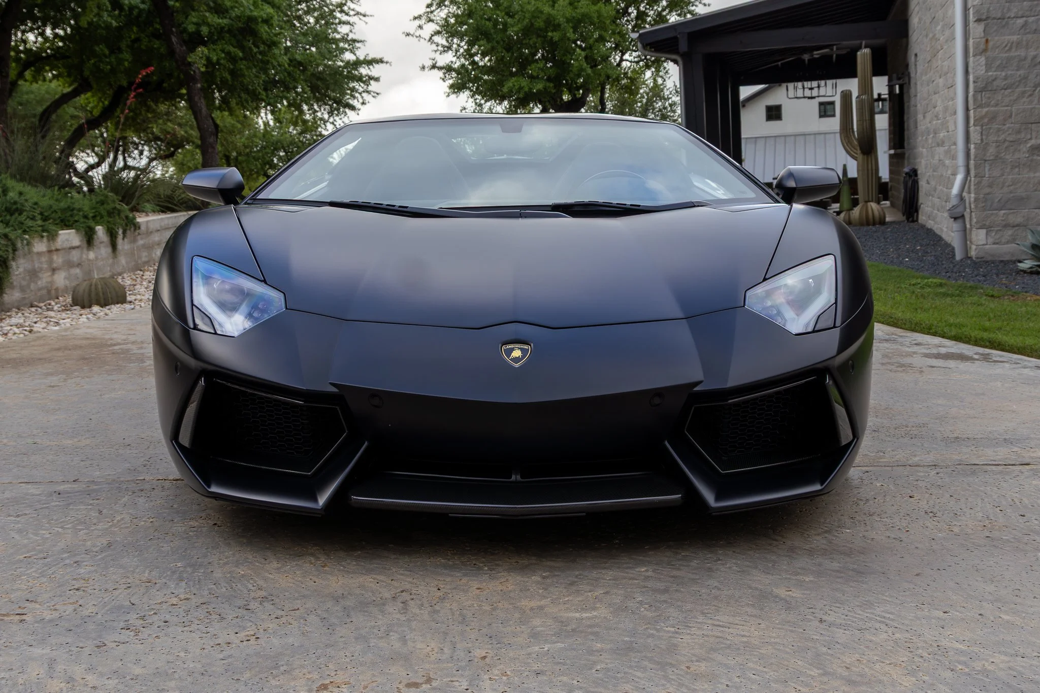 lamborghini aventador-11.jpg