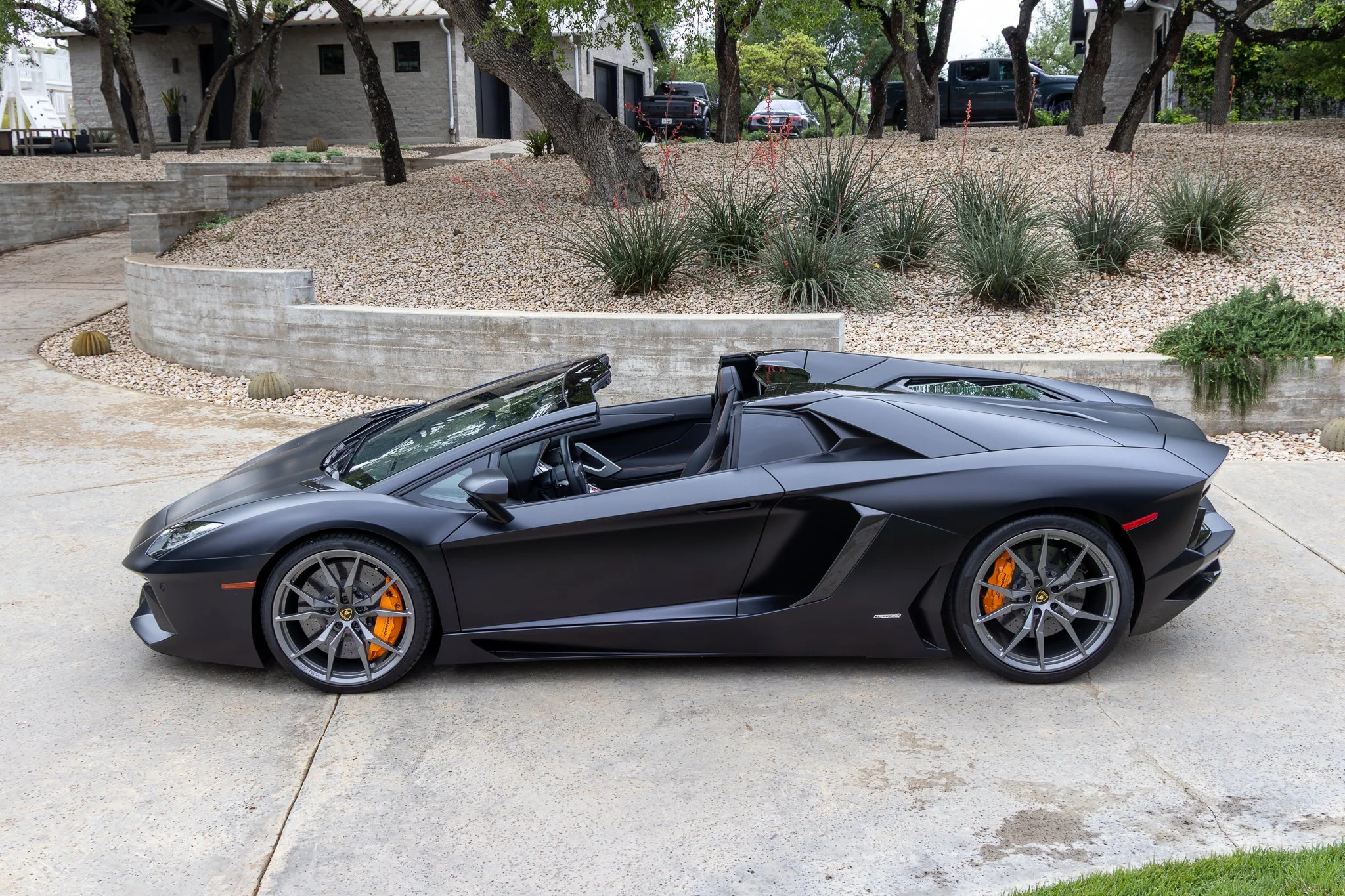 lamborghini aventador-30.jpg