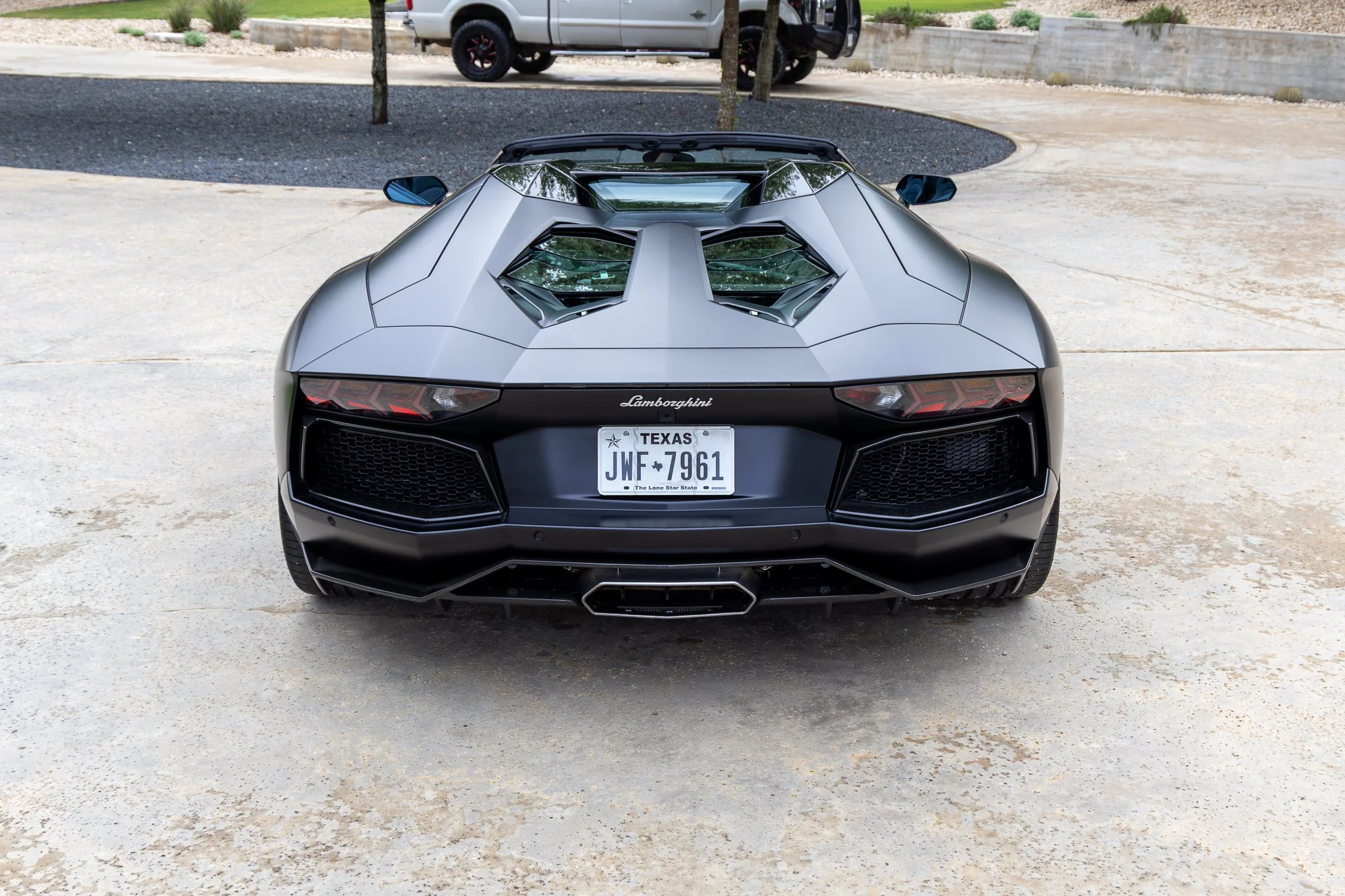 lamborghini aventador-23.jpg