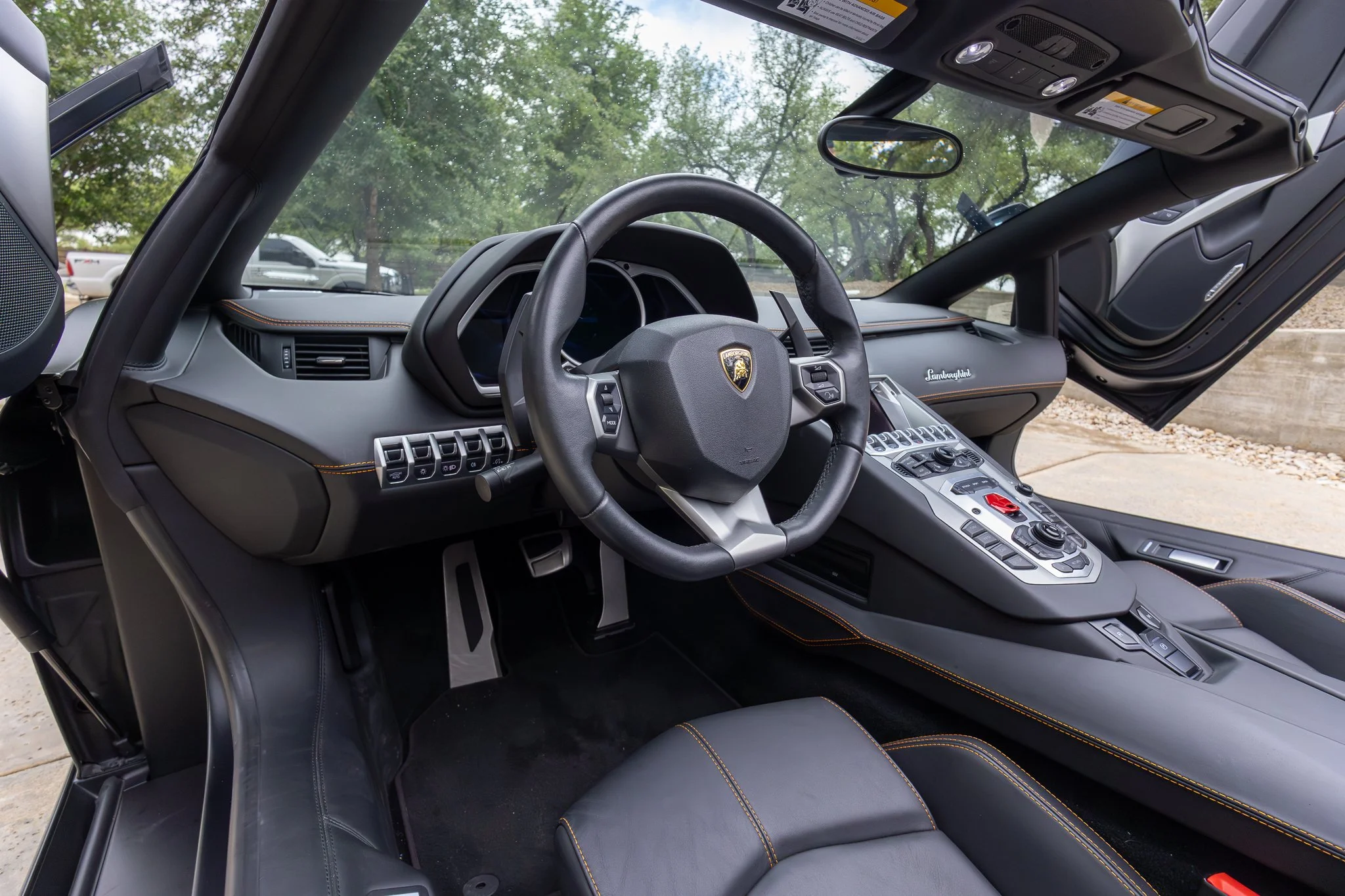 lamborghini aventador-133.jpg