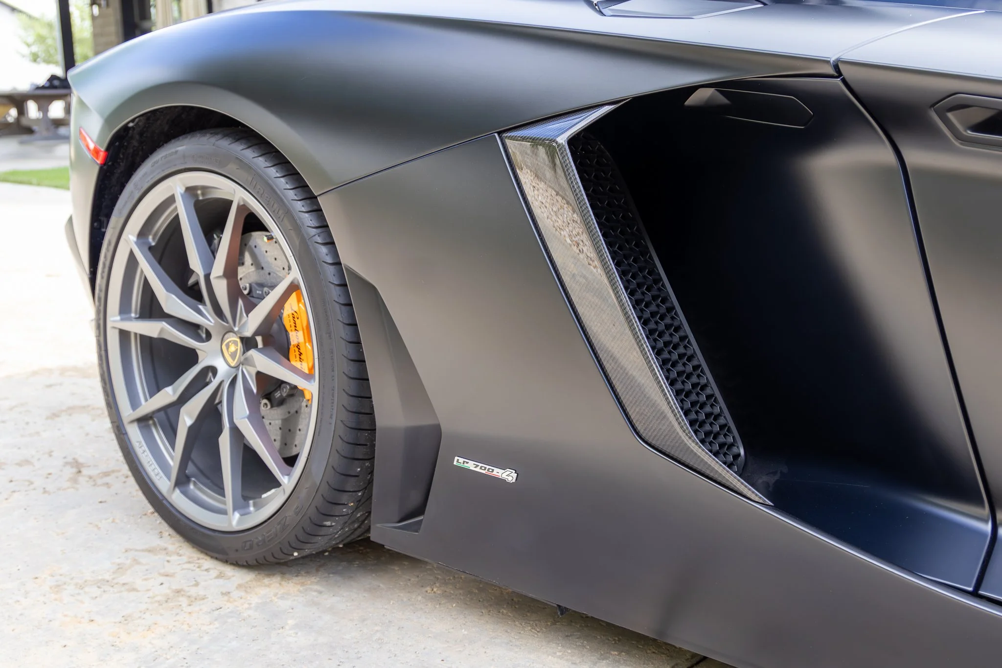 lamborghini aventador-65.jpg