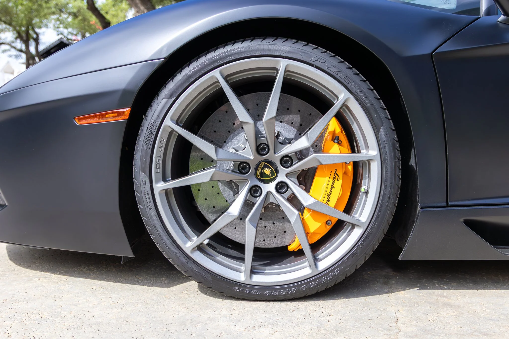 lamborghini aventador-95.jpg