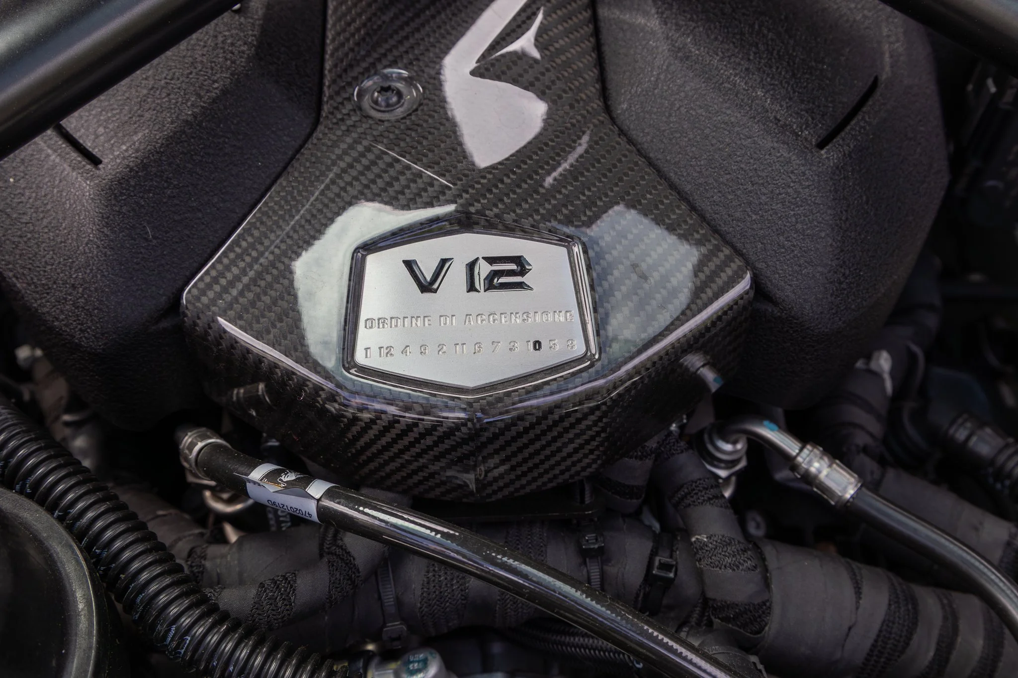 lamborghini aventador-189.jpg