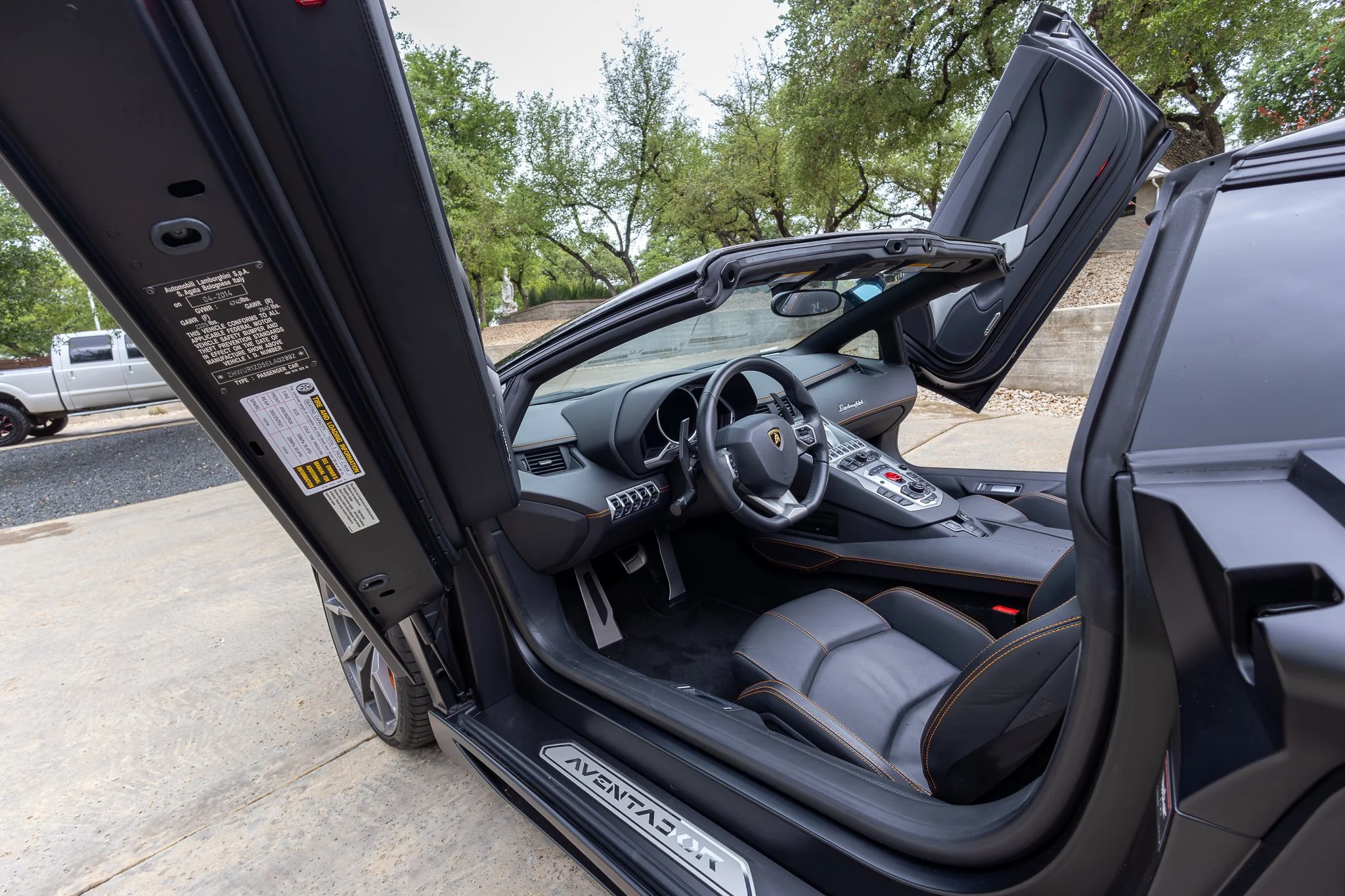 lamborghini aventador-127.jpg