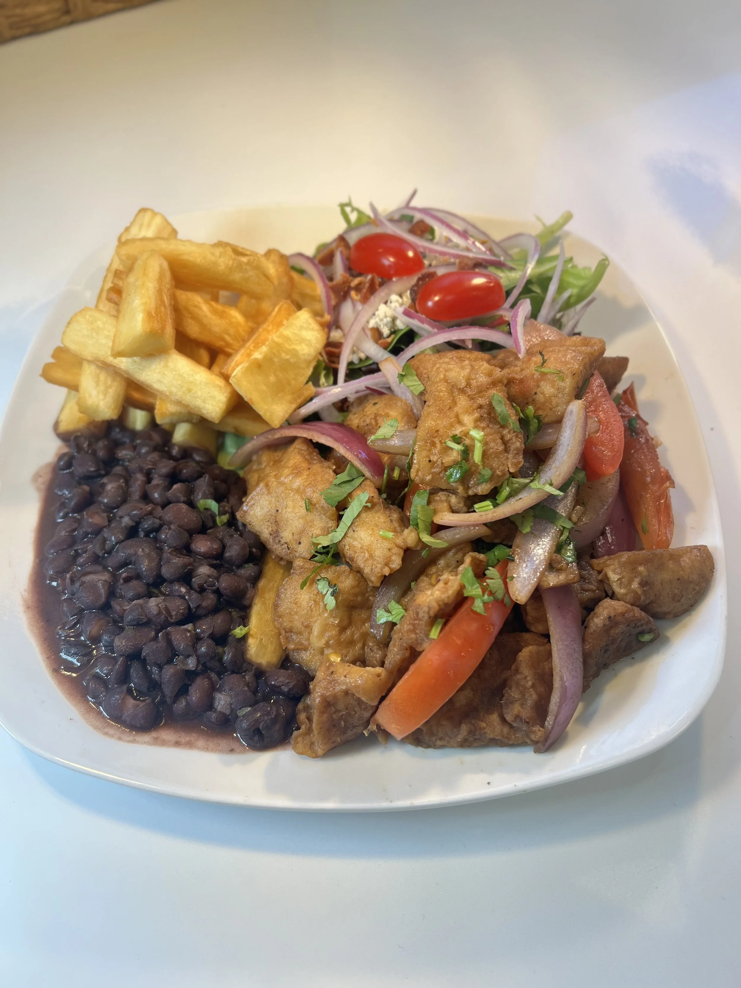 PERUVIAN BOWL FISH.jpg