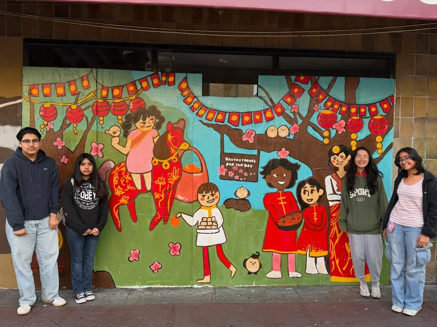 🖌️With support from our Stop The Hate grant, Oakland Chinatown Chamber of Commerce debuted new mural by Brustrokes For The Bay @brushstrokesforthebay at 888 Webster St, Oakland, CA 94607.

🐴The new mural celebrates the Year of the Horse as well as 