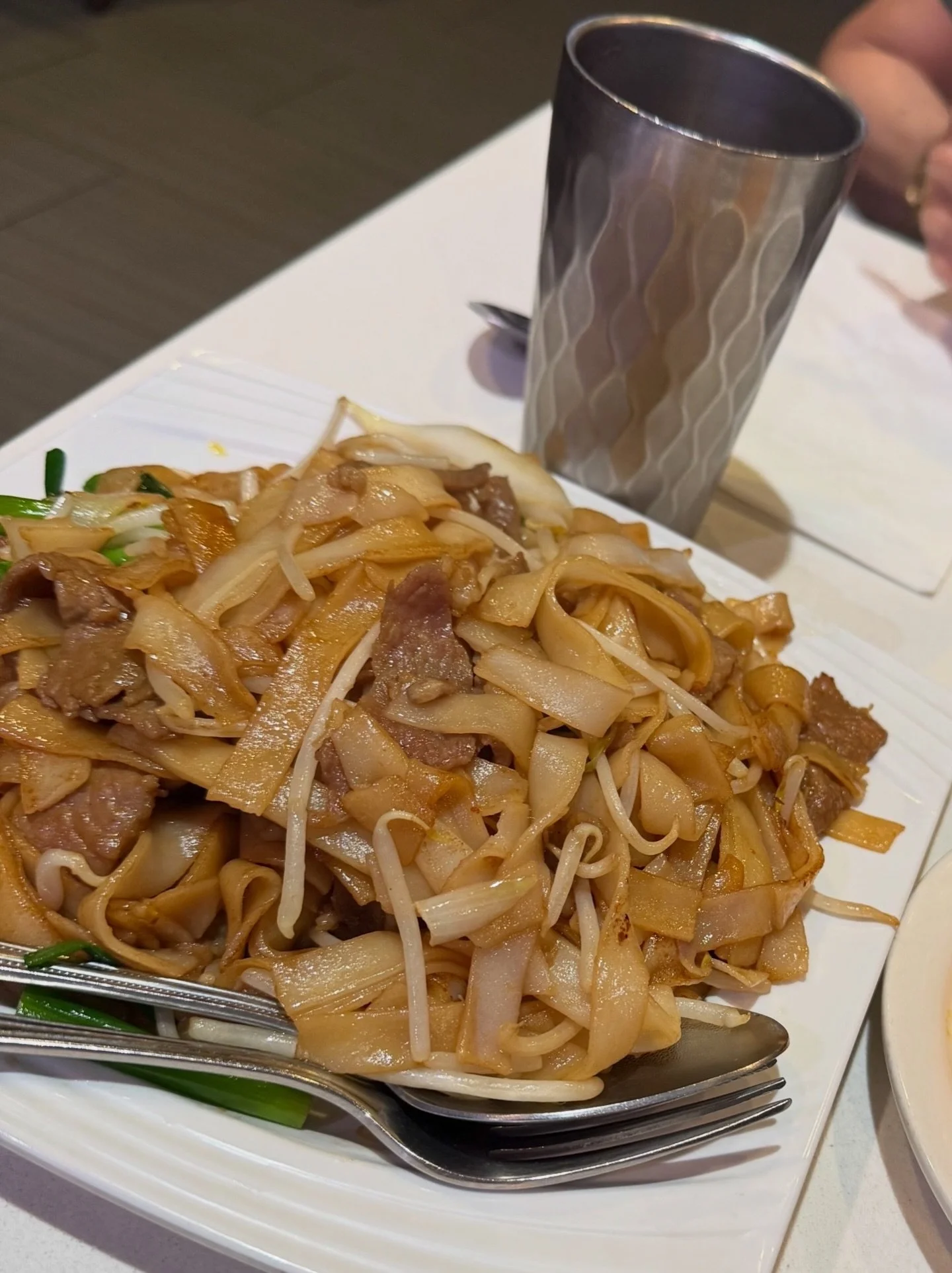 Did you know that Shooting Star is participating in Oakland Restaurant Week? They have a pretty delicious multi course meal going on right now until March 22nd for $22! Dive into Hong Kong Cafe nostalgia at this spot that&rsquo;s open until 12:30AM. 