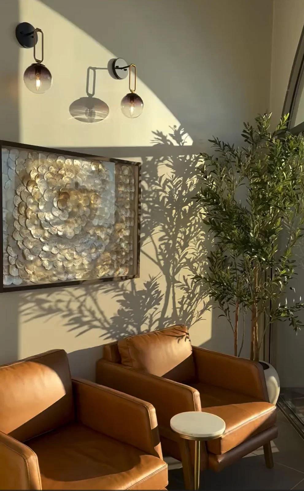 Patient patio lounge