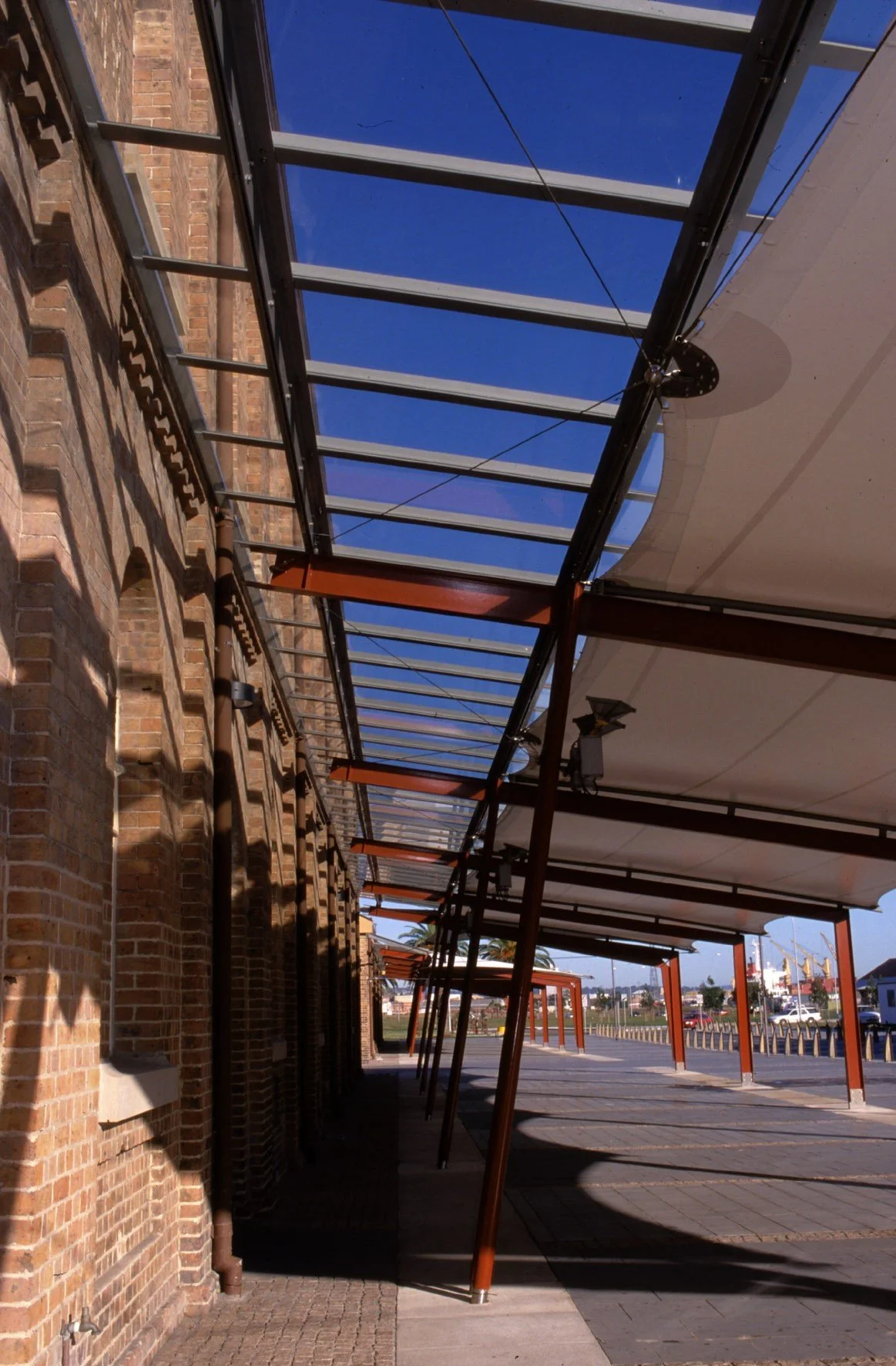 Honeysuckle Railway Workshops 1998 - G+V in association with AJC Architects