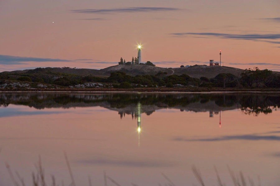 Wadjemup Sunset-WR.png