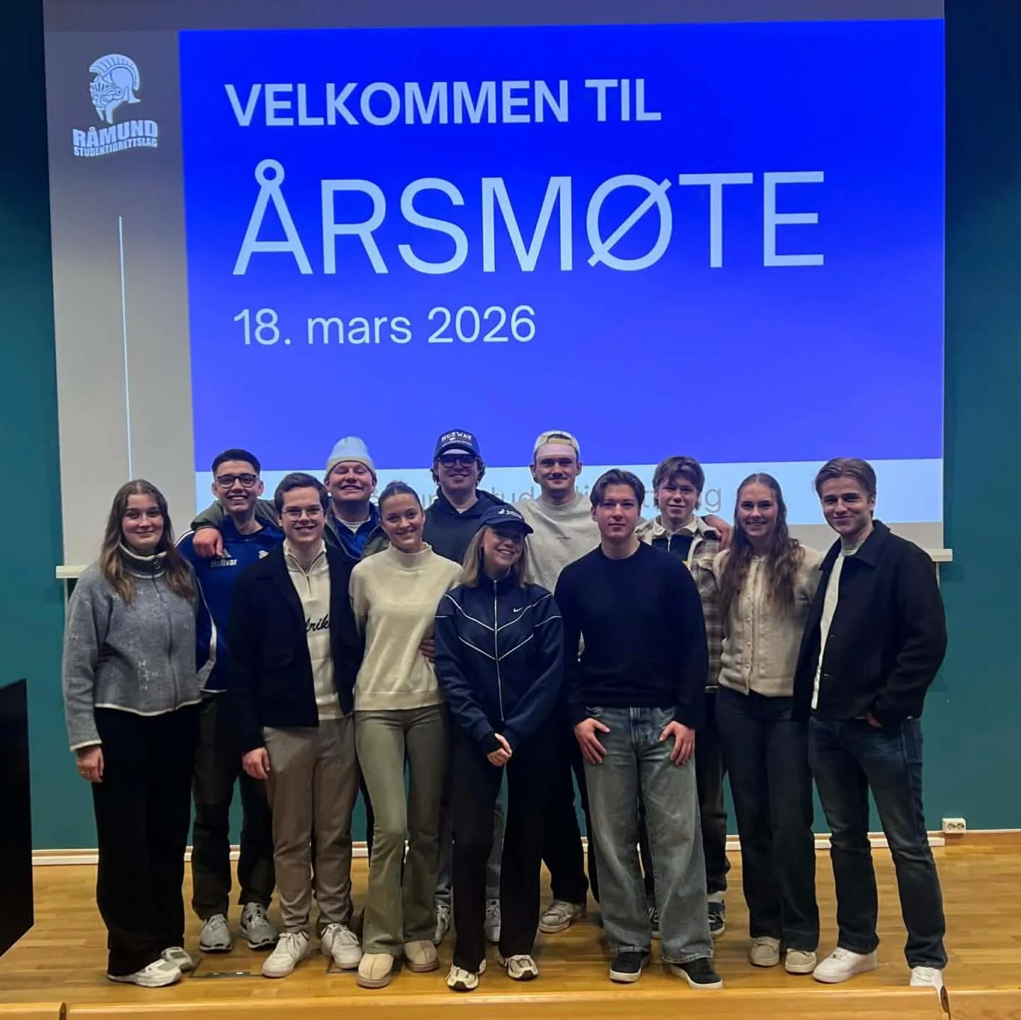 &Aring;rsm&oslash;te i R&aring;mund er i boks! 🎉 Vi har f&aring;tt et nytt, superengasjert styre p&aring; plass klar for &aring; ta fatt p&aring; nye spennende oppgaver sammen! 💪✨ Takk til alle som stiller opp og gj&oslash;r en forskjell💙