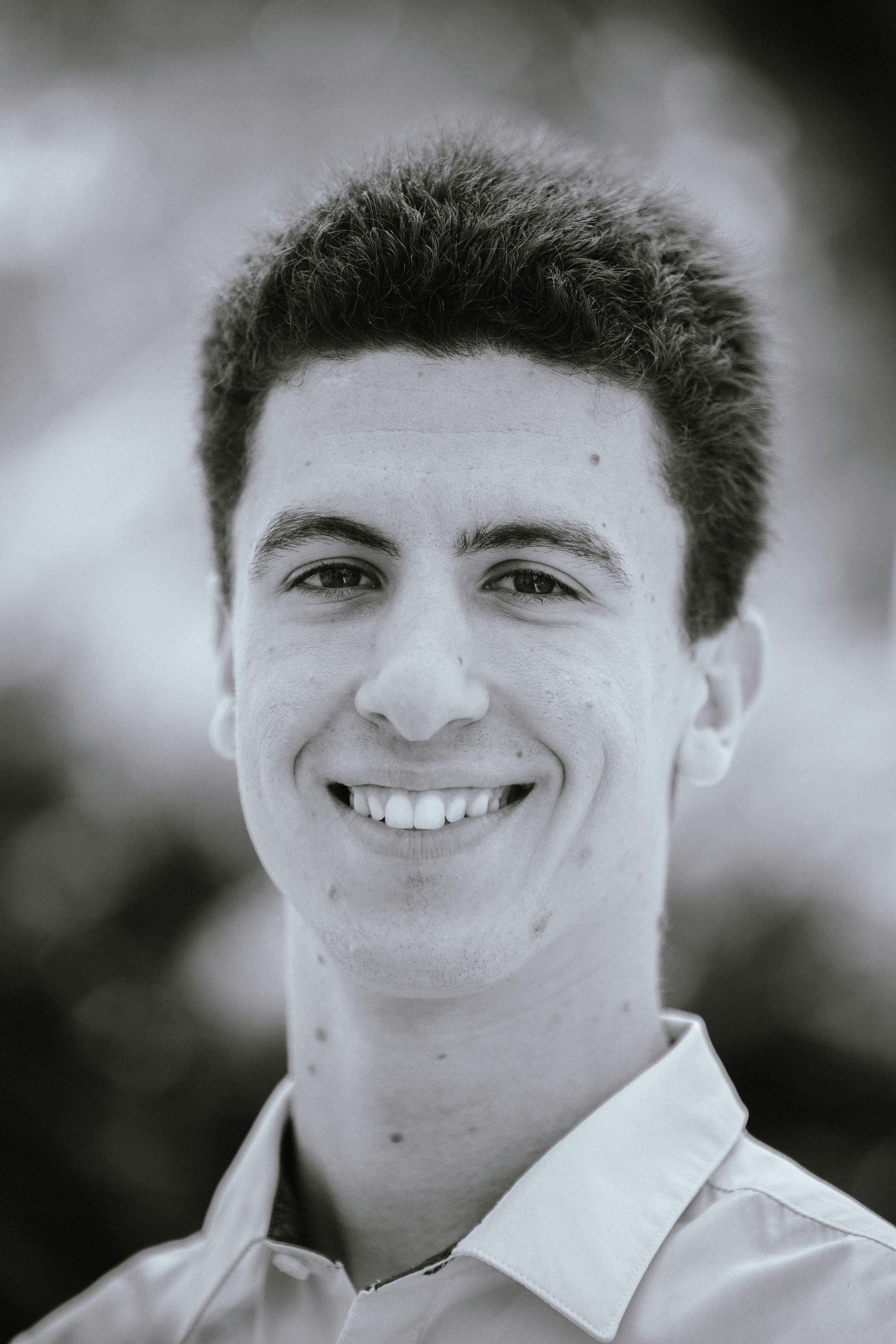 Fotografía de Roger Arola sonriendo