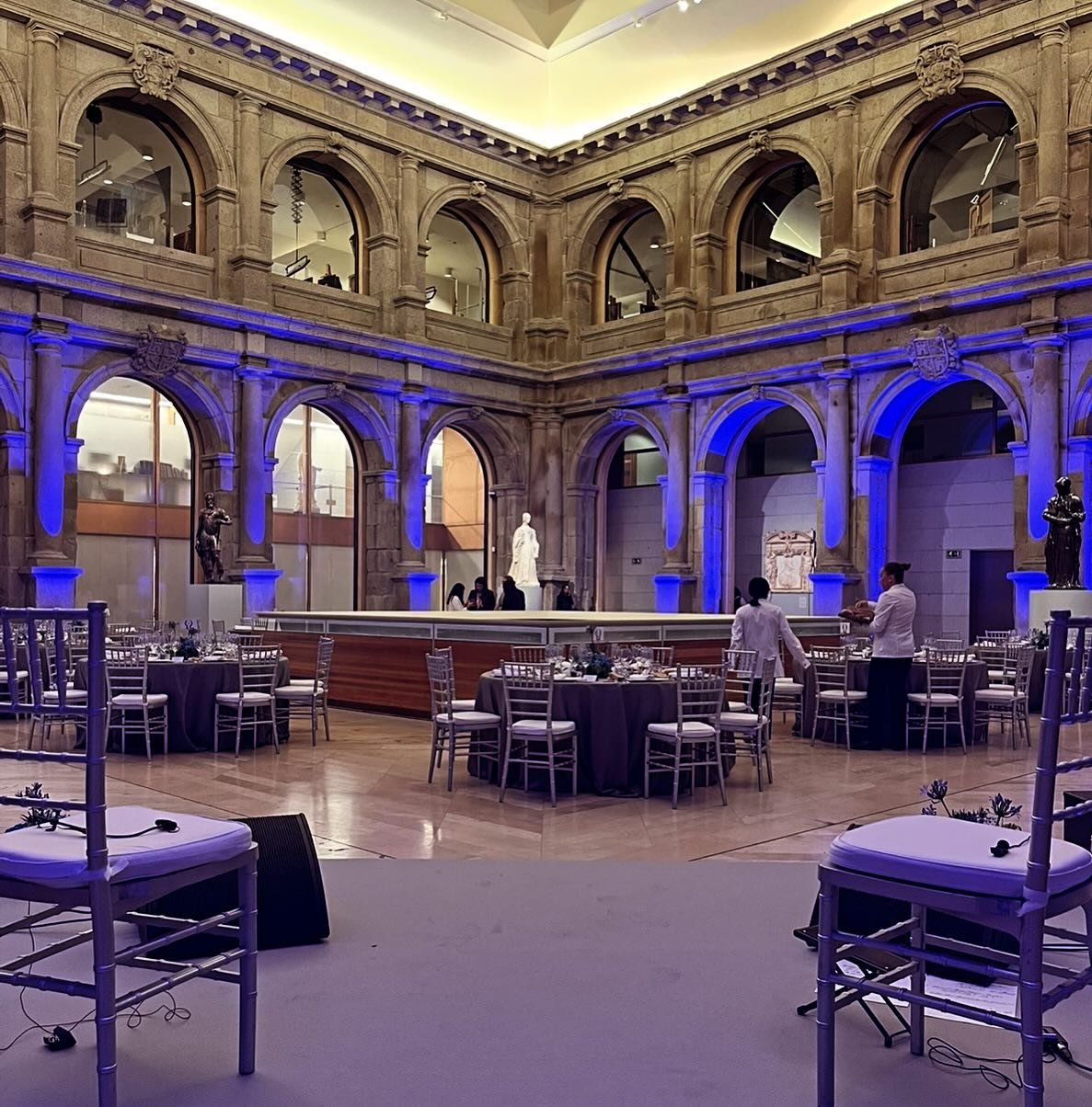 Nos encantan los preparativos, y en breve estaremos en Madrid poniendo musica en directo en un eventazo⭐️⭐️⭐️⭐️

🔸Promusic Barcelona, la mejor seleccion de musicos profesionales para ti.

⭐️Opera - Classica - Flamenco - Jazz - Bossa⭐️

www.promusicb